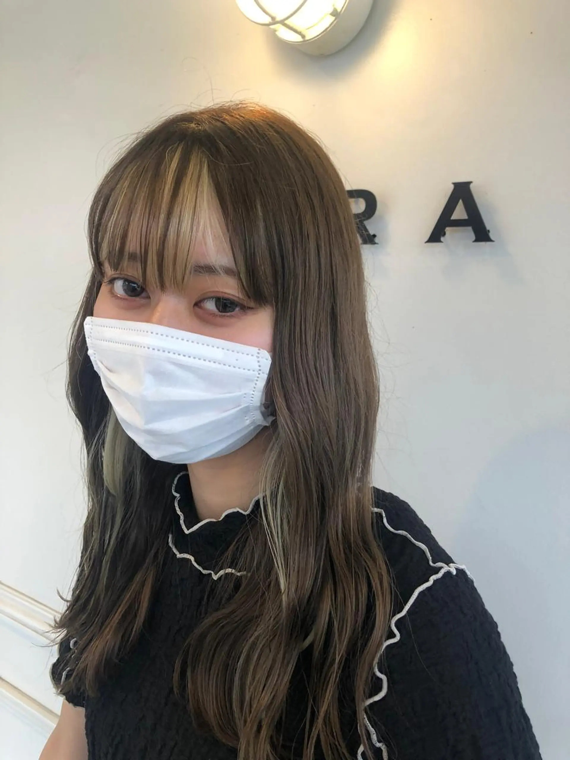 ロング 野田 カレンのヘアスタイル