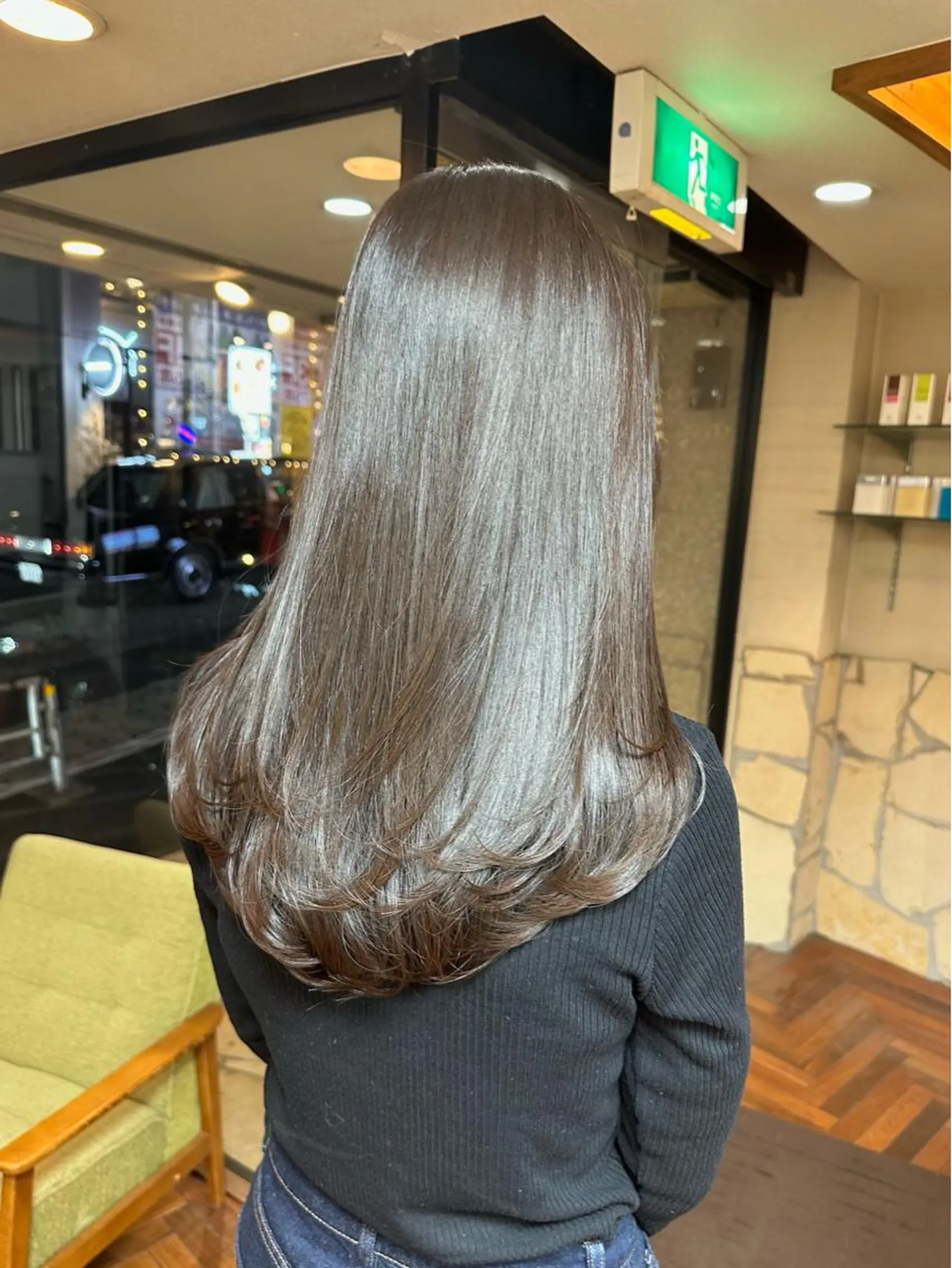 ロング カラー ブリーチ グレージュ ブリーチなしカラー 矢野 晃平のヘアスタイル