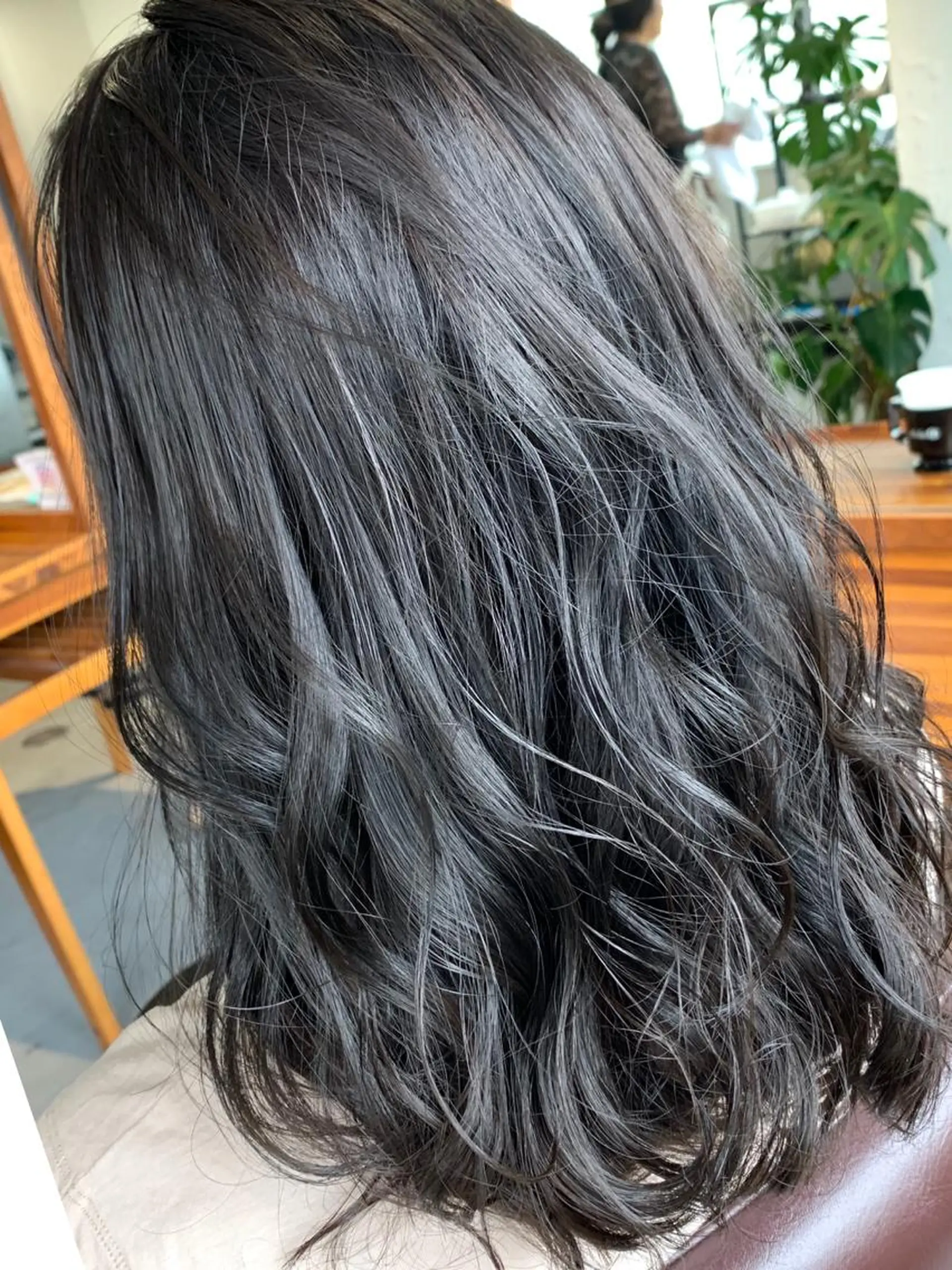 ロング カラー メンズ ヘアカラー トリートメント ハイライトバレイヤー ジュ🎨川村聖吾🎨のヘアスタイル