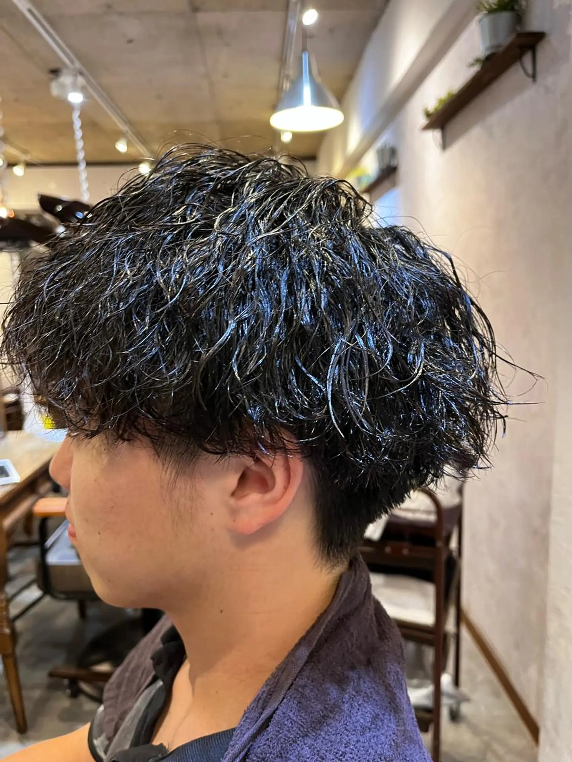 ショート パーマ メンズ 佐藤槙哉 サトウシンヤのヘアスタイル