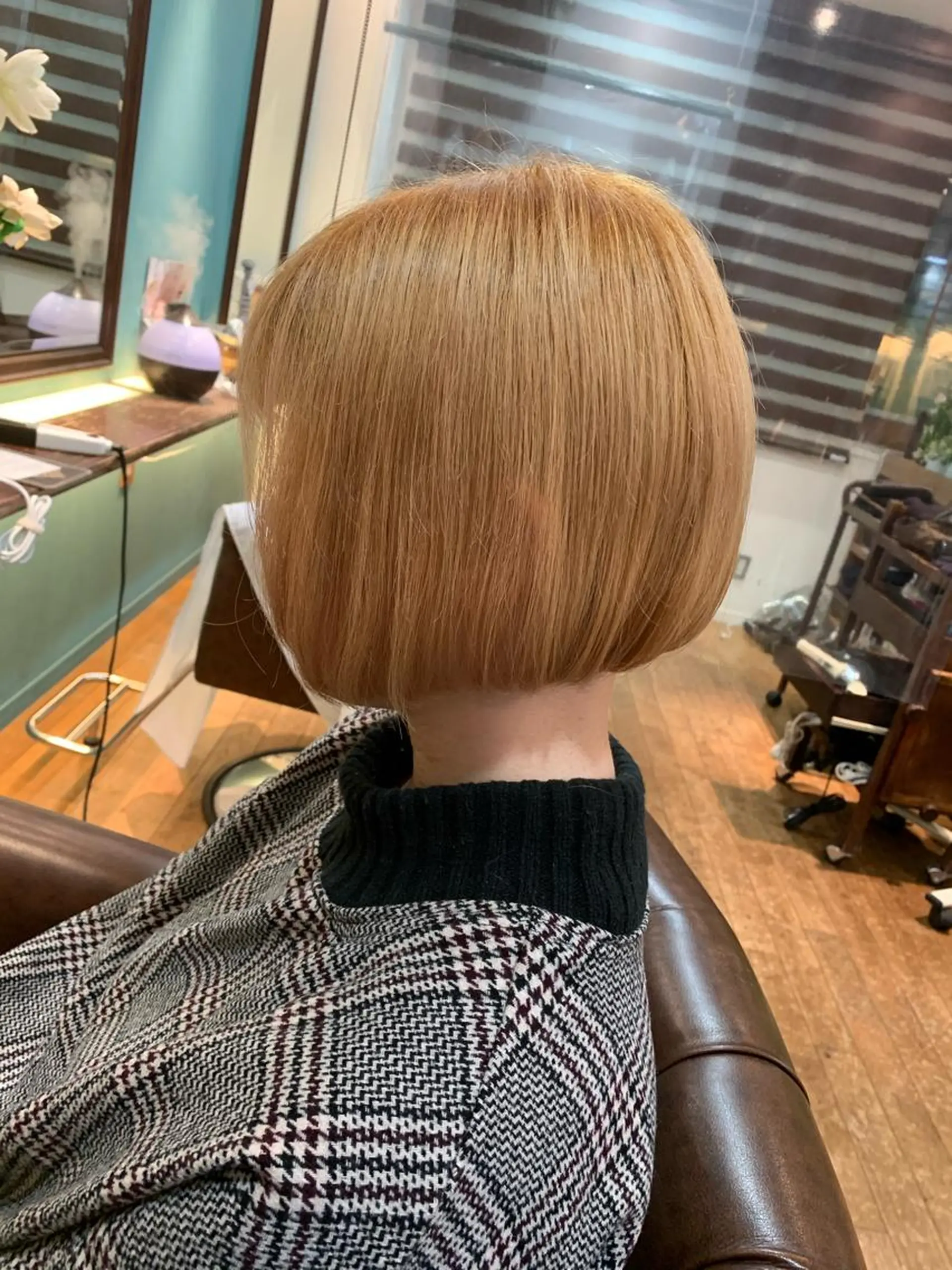 ショート ボブ カット特化美容師 齋藤桐のヘアスタイル