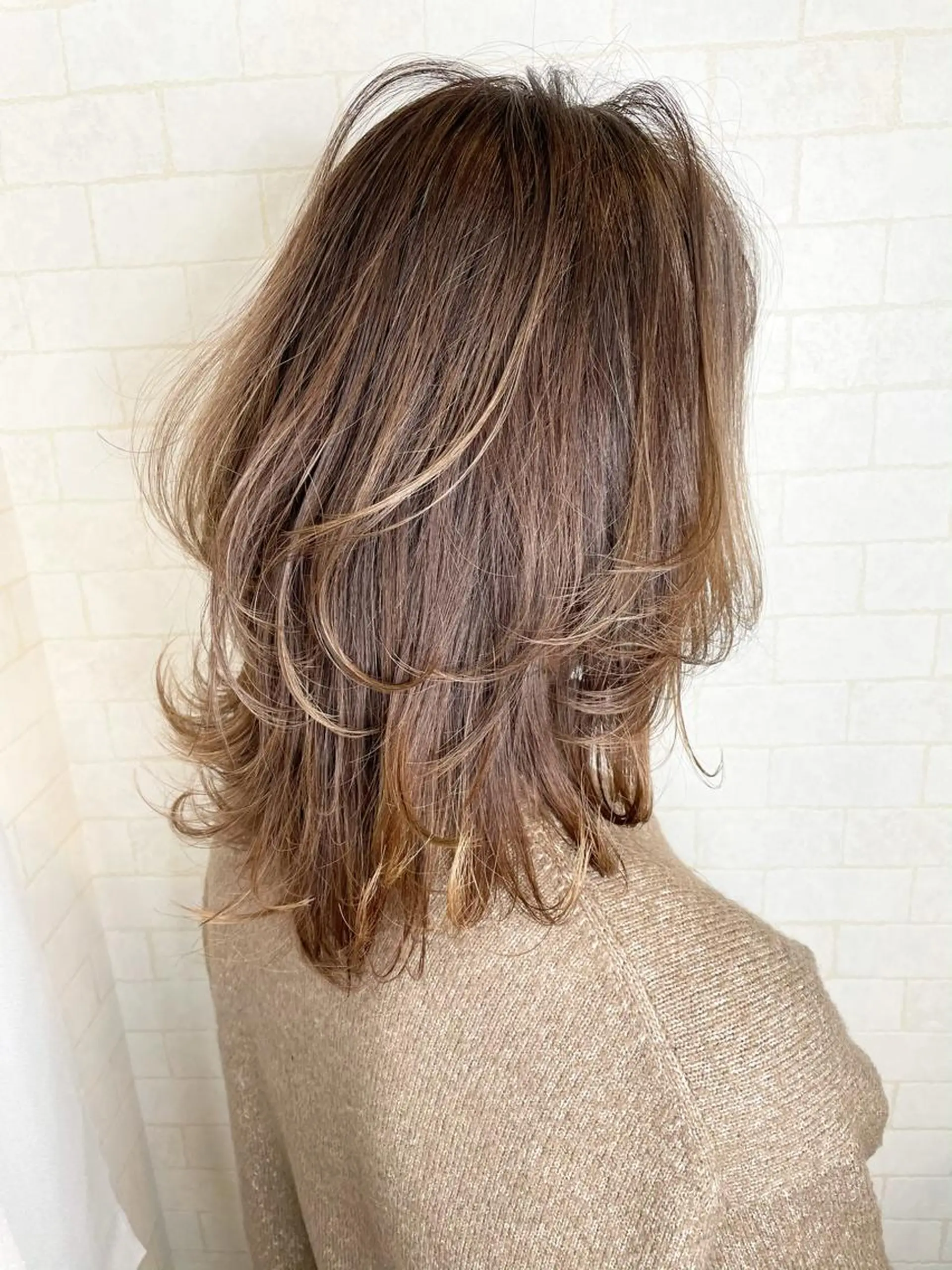 セミロング カラー パーマ 神野 雅樹のヘアスタイル