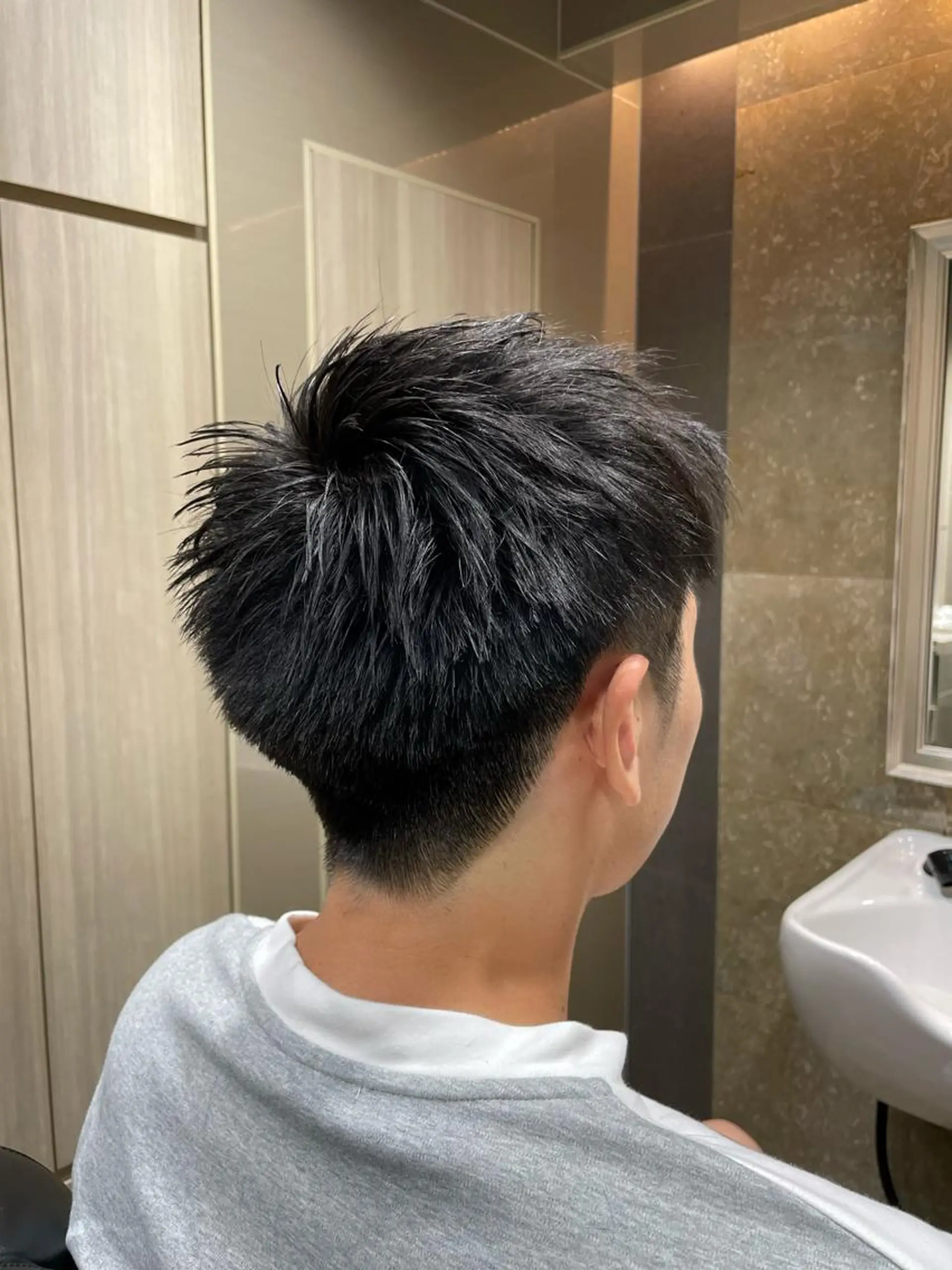 メンズ 横尾 太尊ビジネススタイルのヘアスタイル