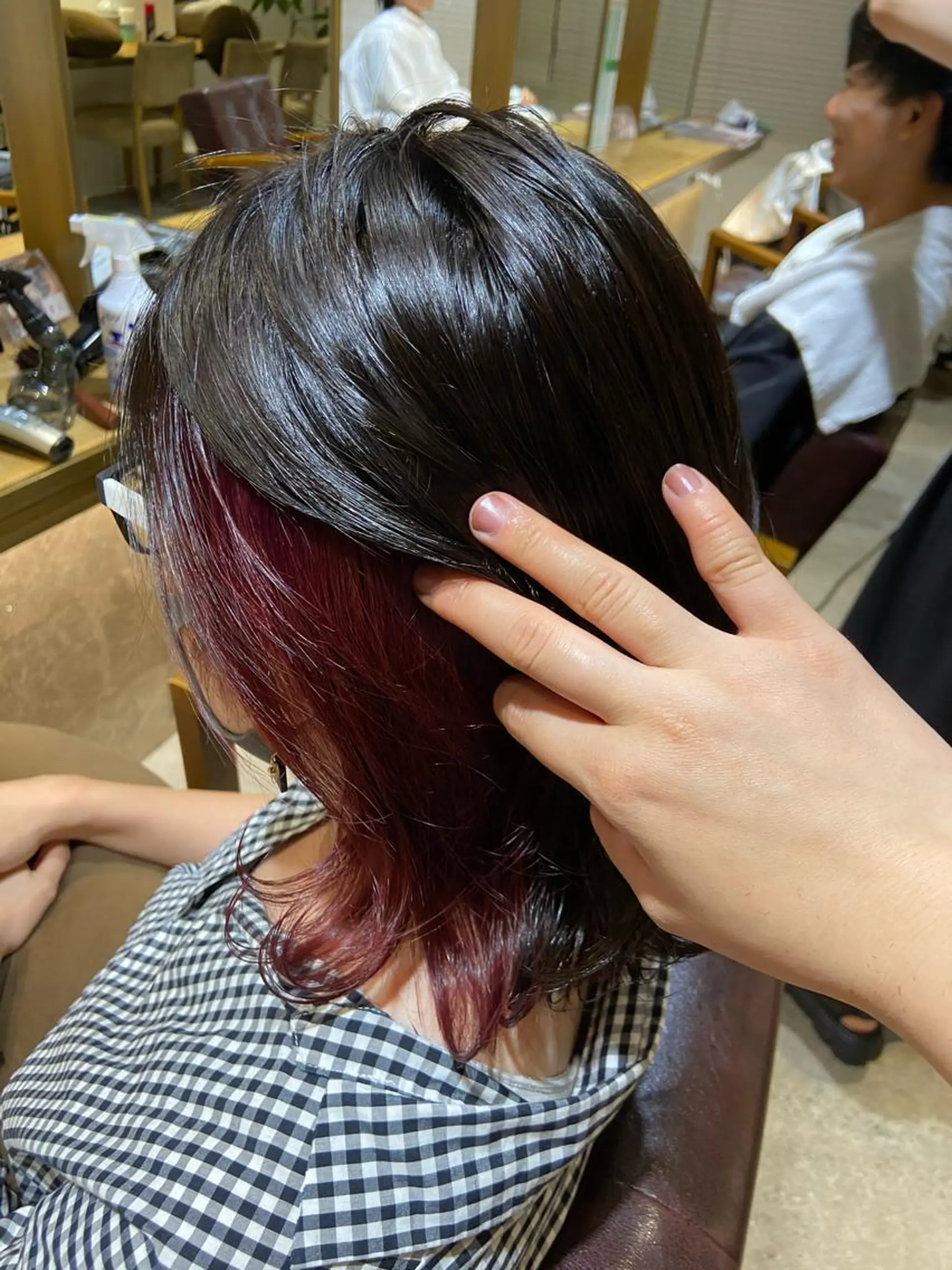 ミディアム カラー ヘアアレンジ ブリーチ ケアブリーチ インナーカラー ピンクカラー バイオレットカラー レイヤー×ヘッドスパ ＊保田遥＊のヘアスタイル