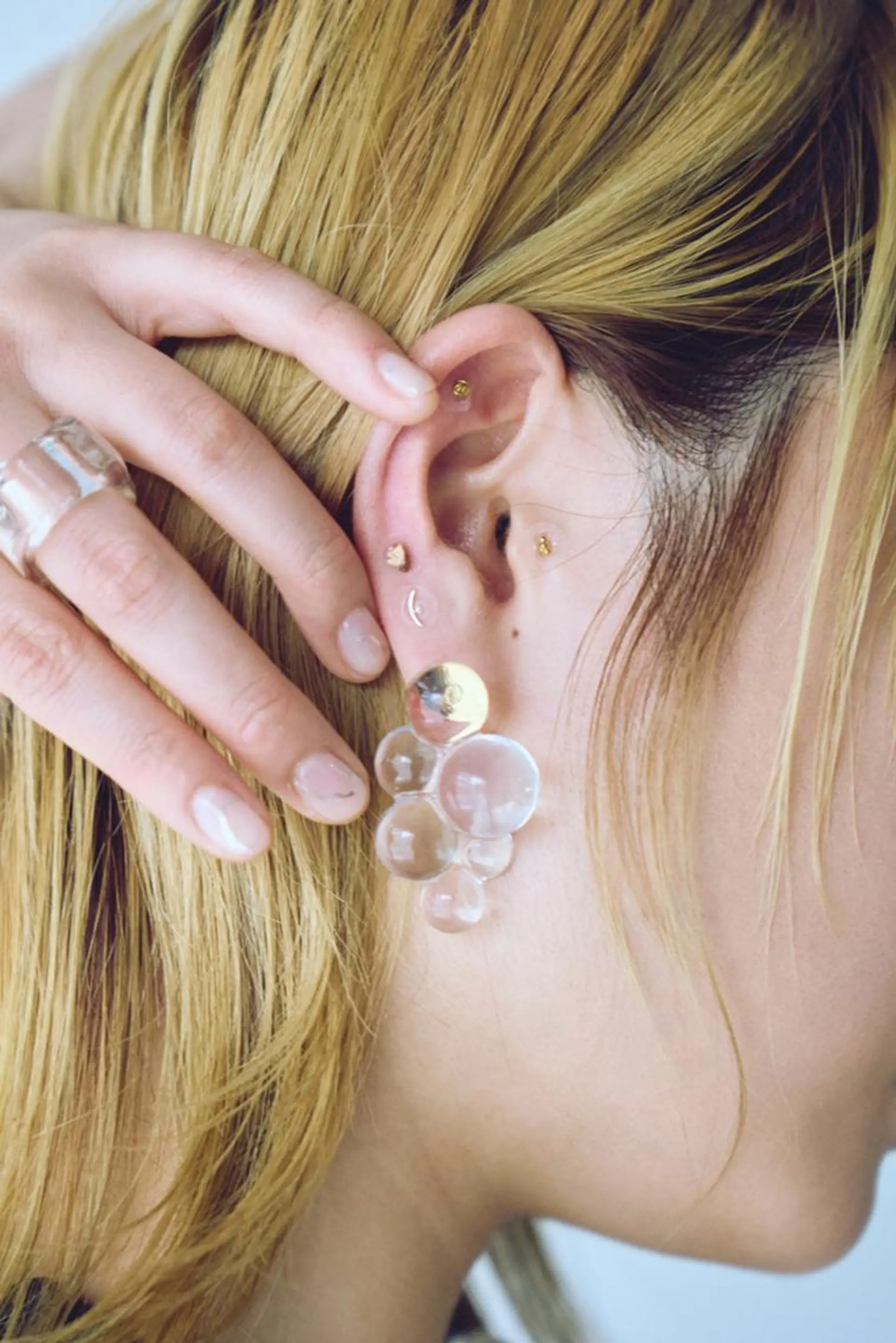 山崎 彩音のヘアスタイル