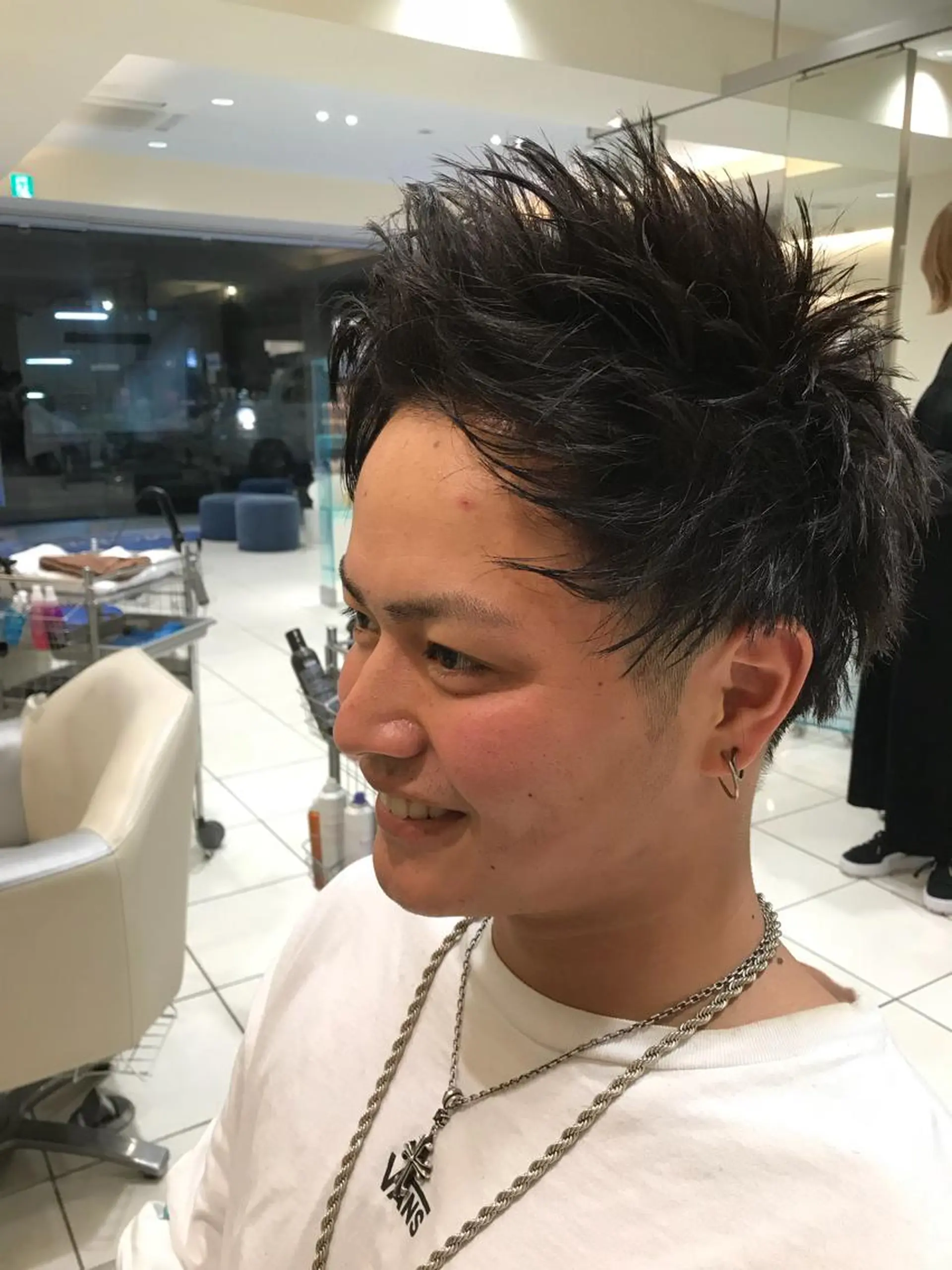 ショート カラー パーマ ヘアアレンジ メンズ キッズ ネイル マツエク・マツパ モヒカン カット EnBlesS西宮 マンツーマン神道有基のヘアスタイル