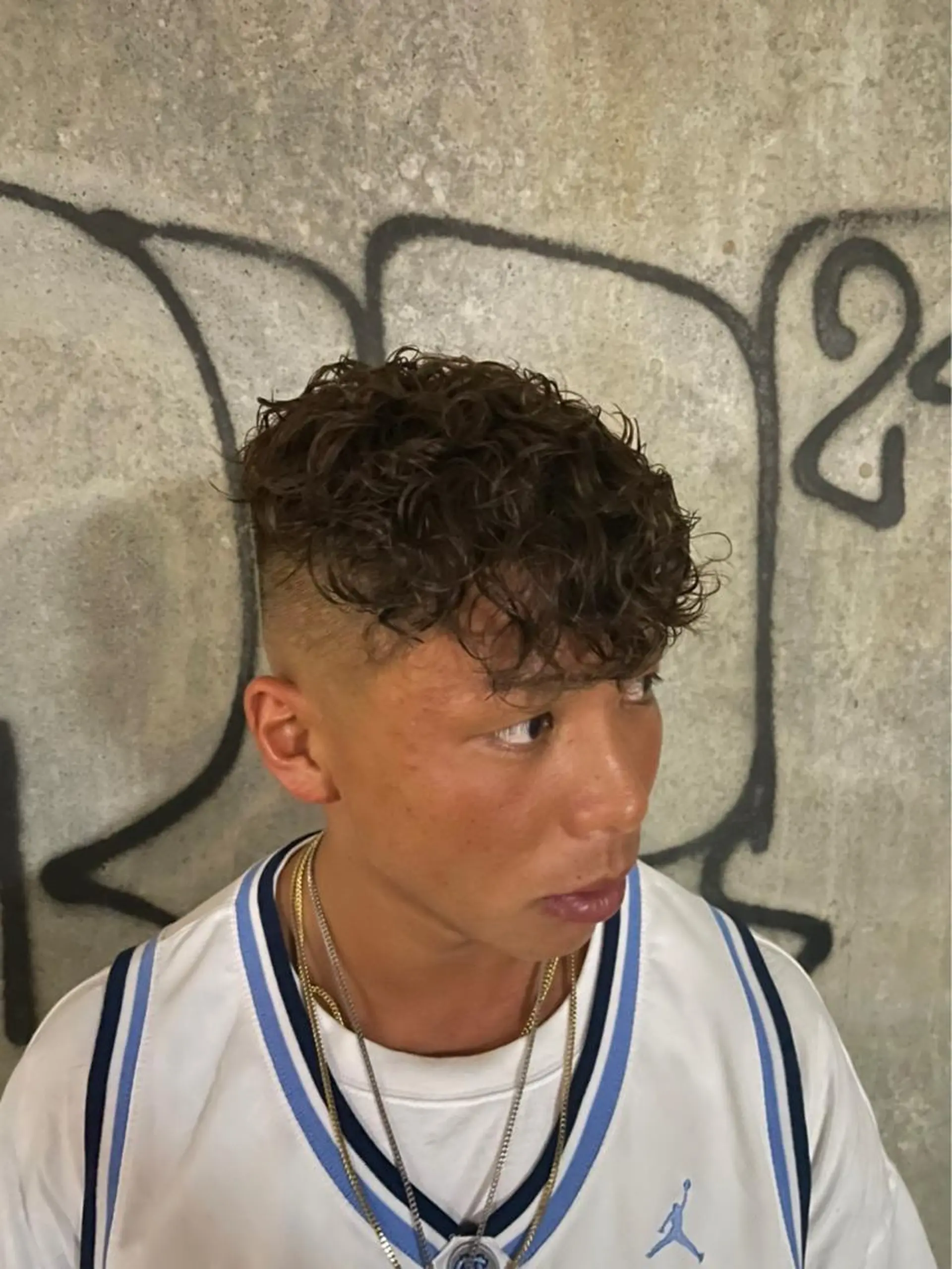 パーマ メンズ フェードカット メンズパーマ スキンフェード カット パーマ 吉祥寺バーバー takumiのヘアスタイル