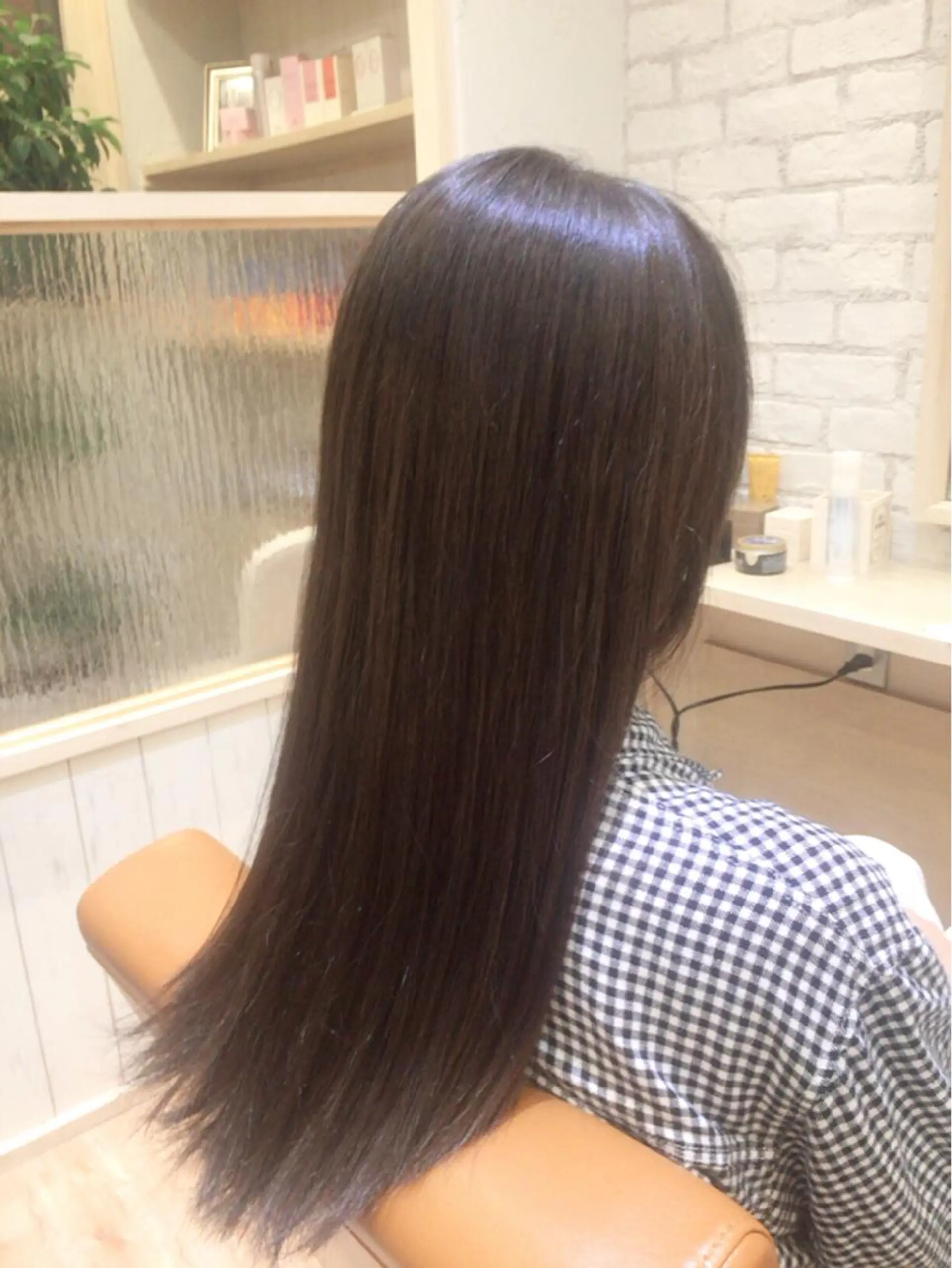 ロング カラー グレージュ ASAMI アサミのヘアスタイル