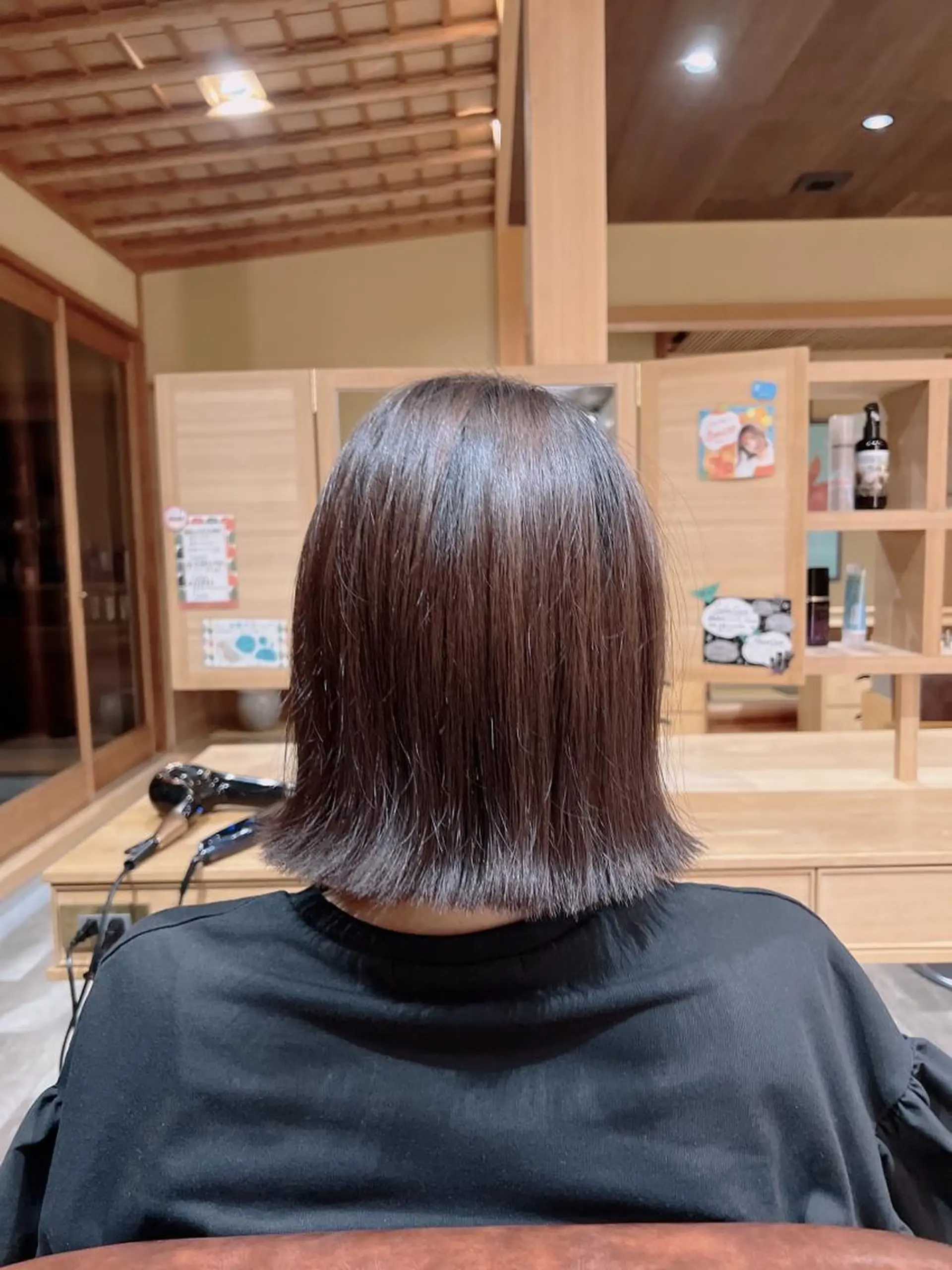 ミディアム ボブ 外ハネヘア 大井 崚聖のヘアスタイル