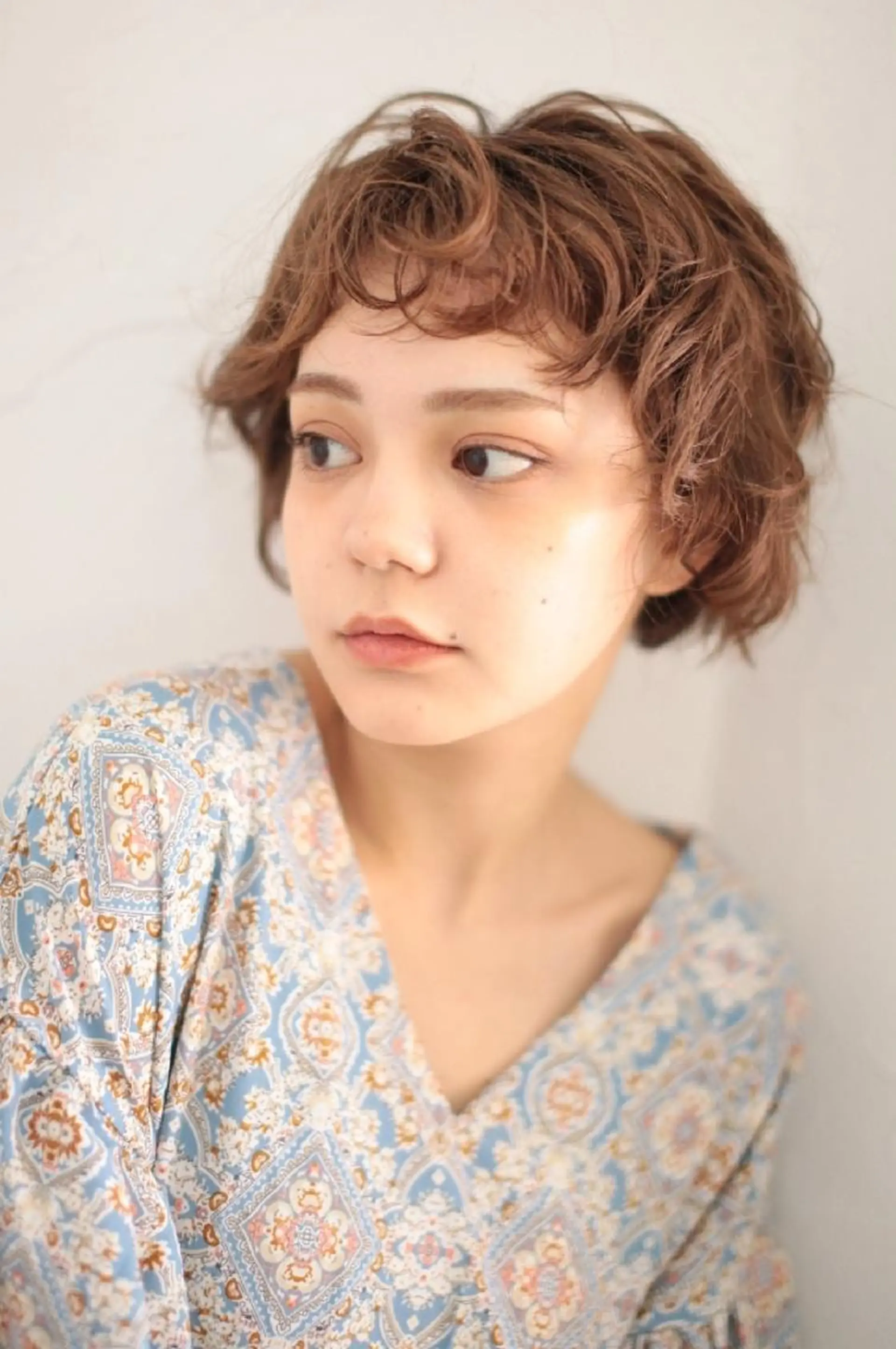 ミディアム パーマ カット ヘアカラー トリートメント 小田川 竜也のヘアスタイル