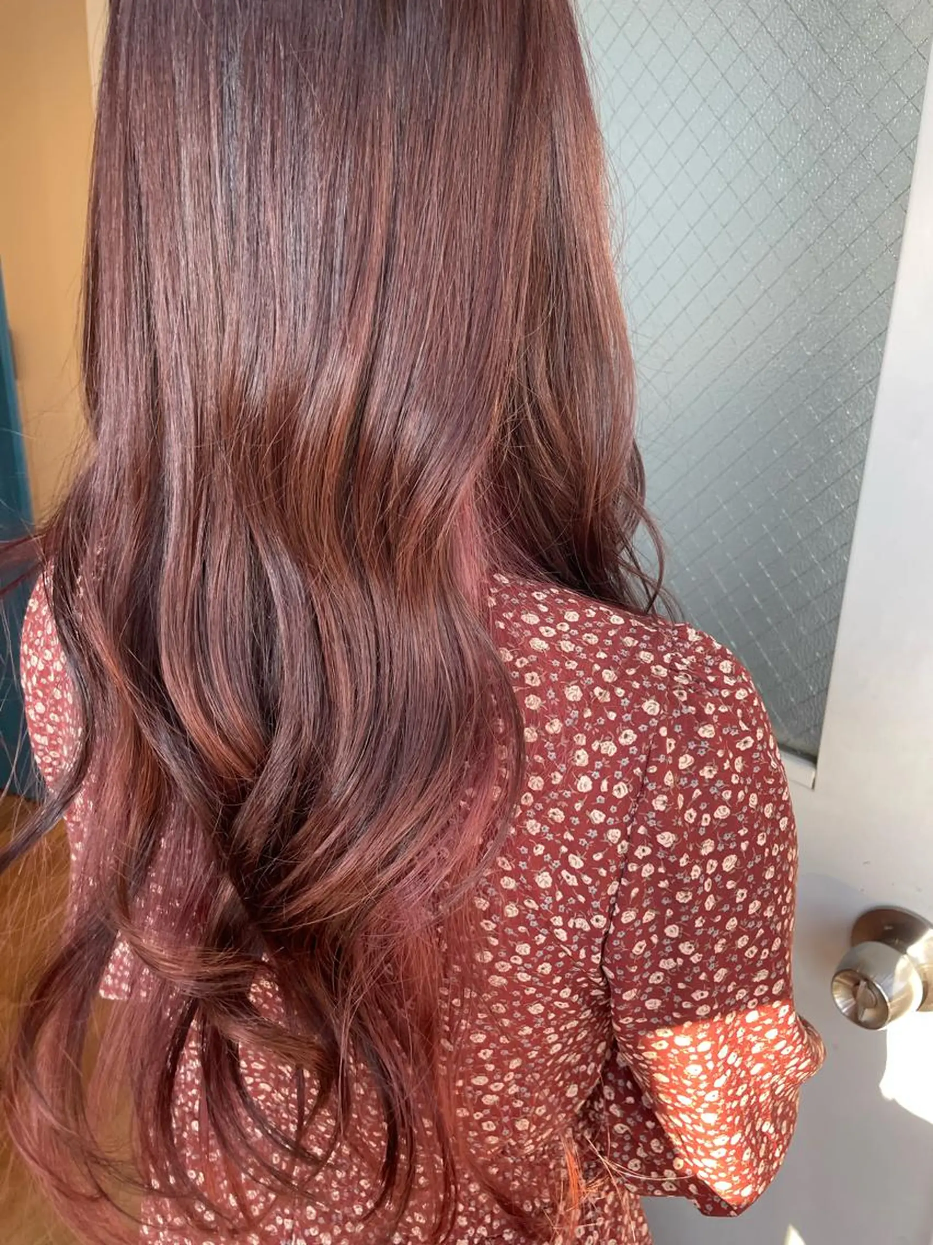 セミロング カラー ピンクカラー なつき/艶ピンク/ girly hairのヘアスタイル