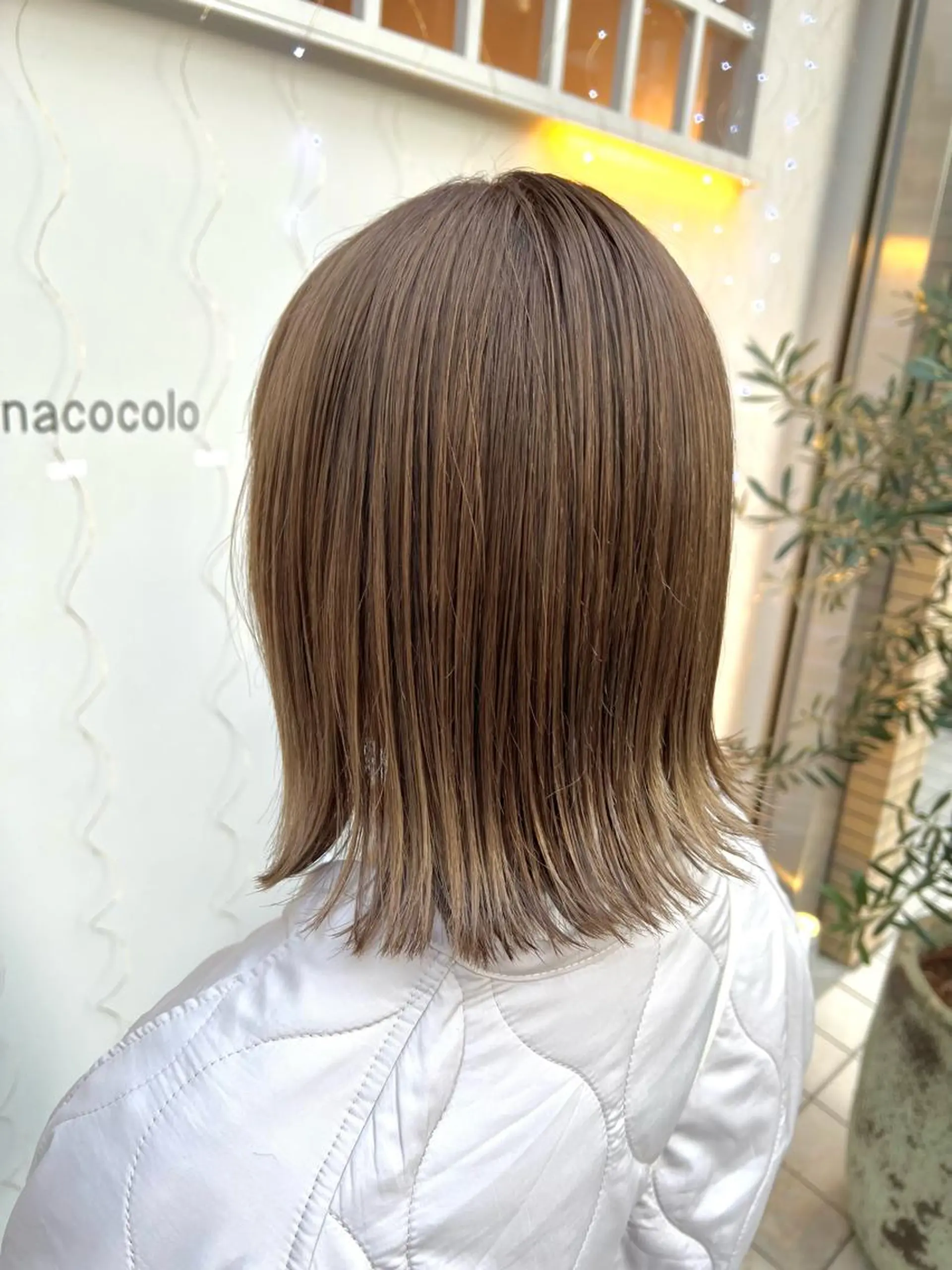 ミディアム 草野ゆずき⌇縮毛矯正 ⌇Wカラー⌇レイヤーのヘアスタイル