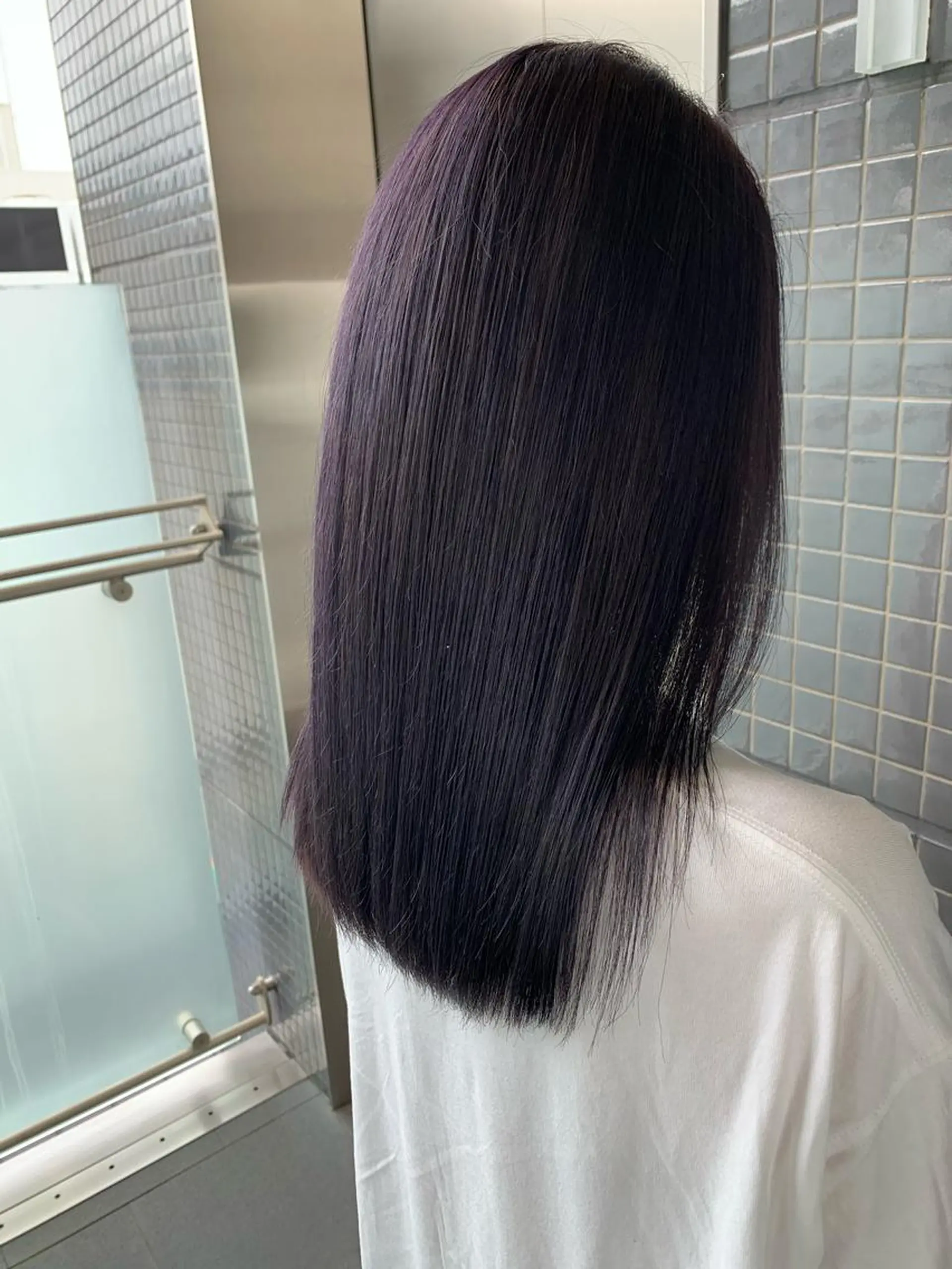 ミディアム カラー ネイビーカラー 髪質改善サロン 心斎橋ARCHEのヘアスタイル