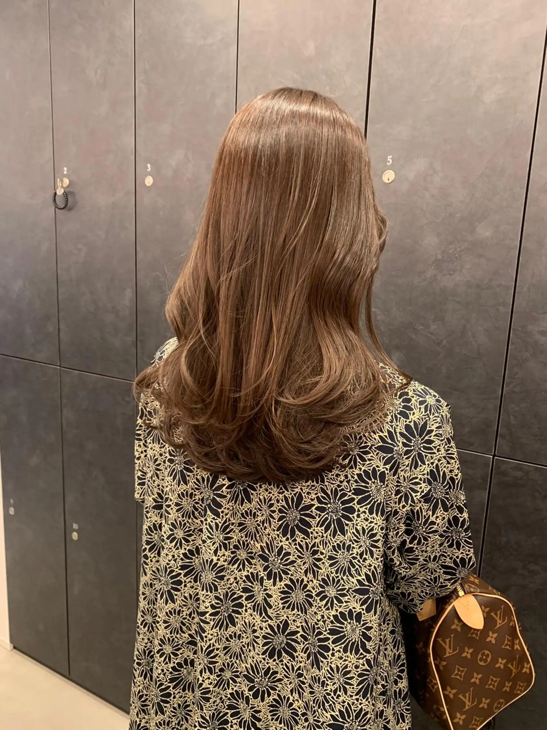 セミロング カラー ヘアカラー ヘッドスパ 似合わせcut ◎ 倉橋実咲のヘアスタイル