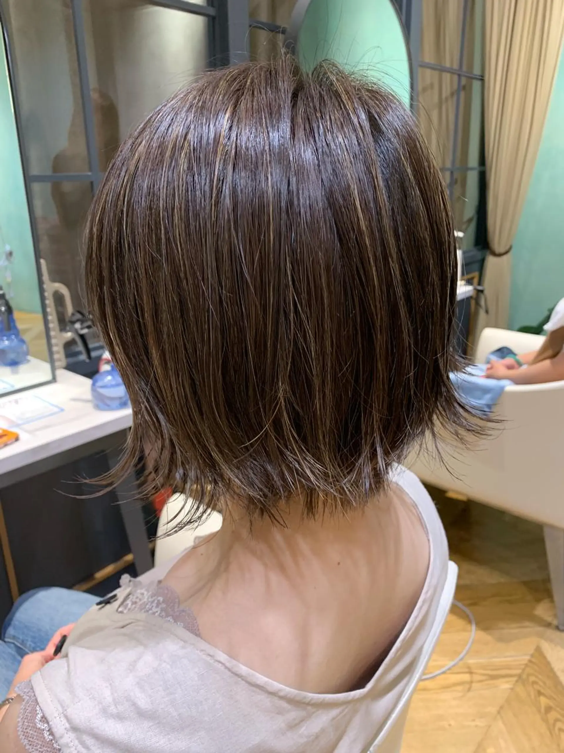 ショート 乾かすだけで艶髪酸性 ストレート髙橋悠耶のヘアスタイル