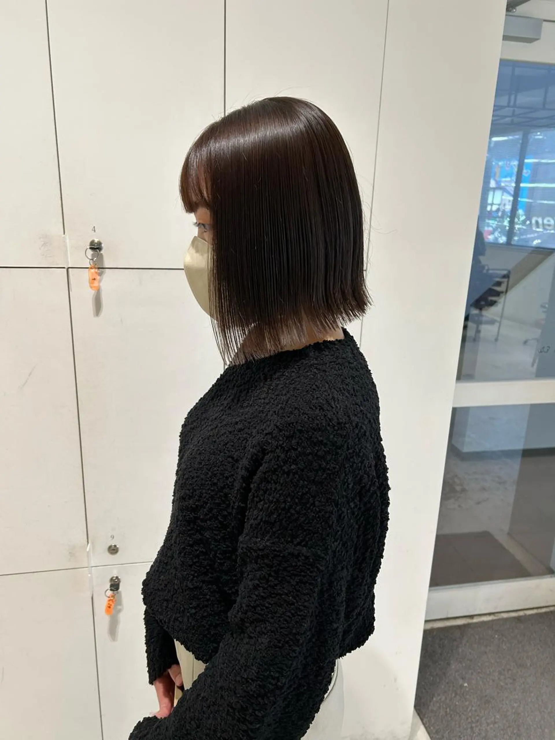 ミディアム ボブ 外ハネヘア カット 透明感カラー🫧 nanohaのヘアスタイル