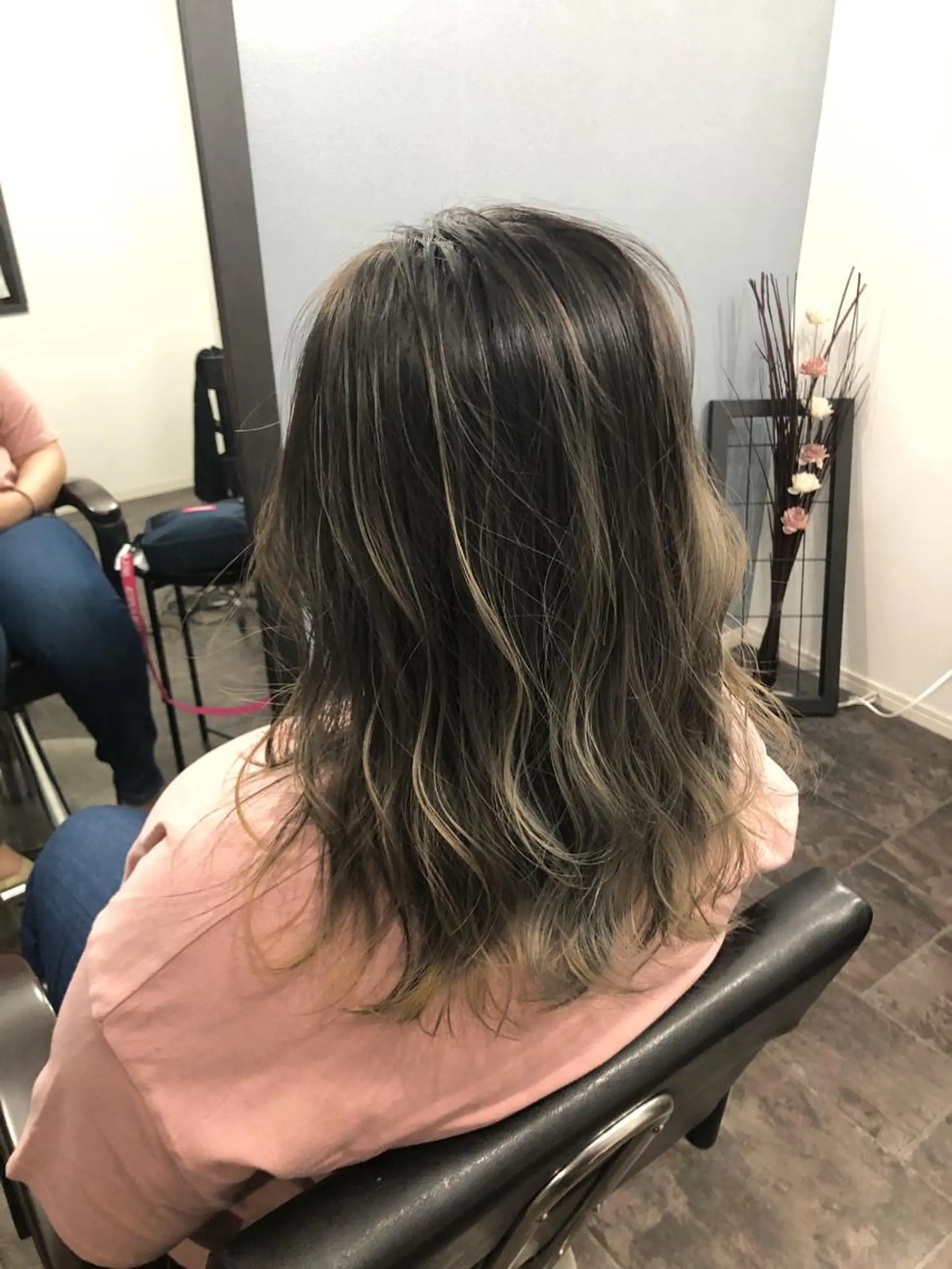 セミロング カラー バレイヤージュ ハイライトカラー ハイライト レイヤーカット 【 DIPTH 】 代表コウキ🥇のヘアスタイル