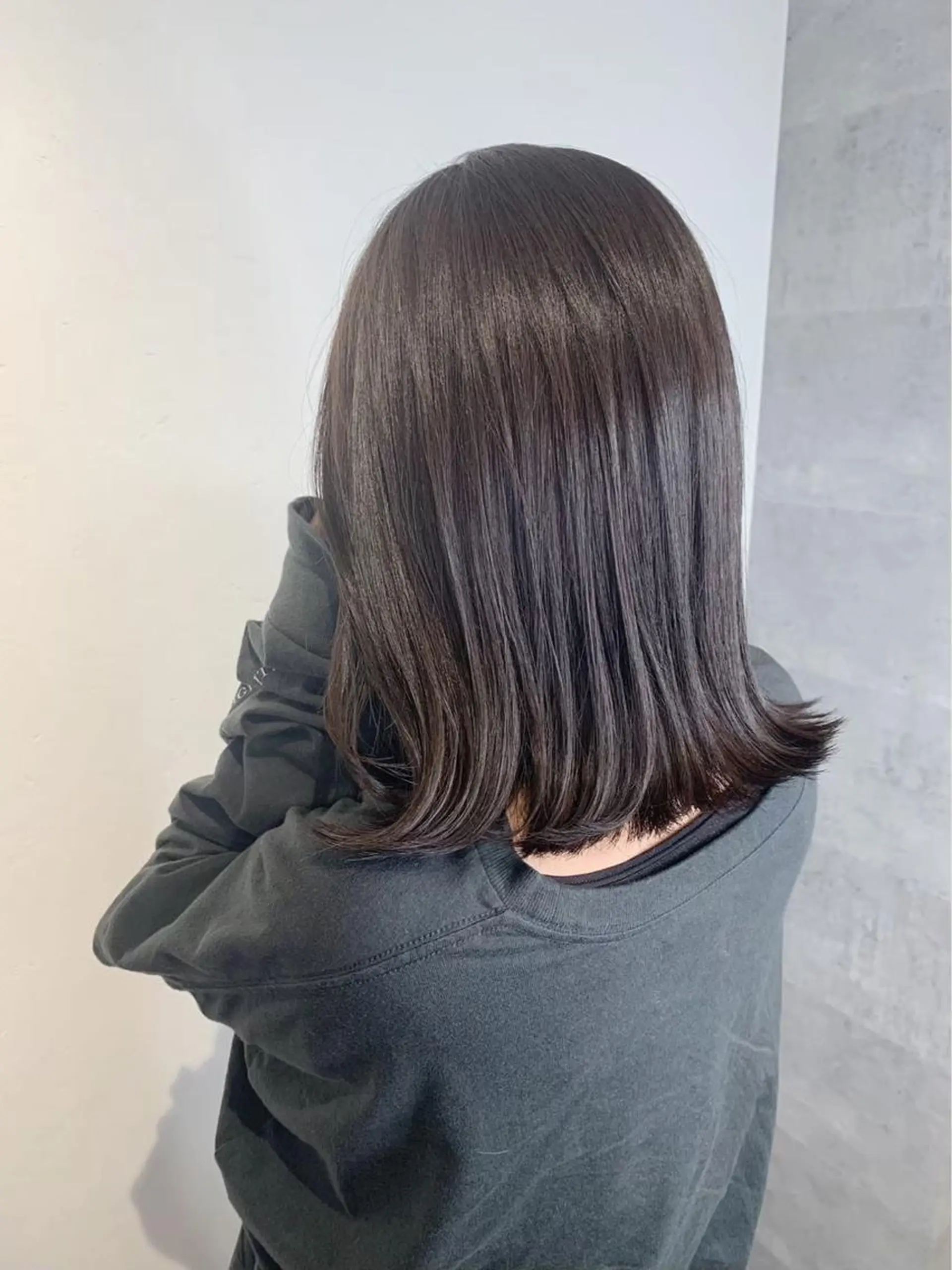 ミディアム ボブ 外ハネヘア カット トリートメント _ WHITE三宮店のヘアスタイル