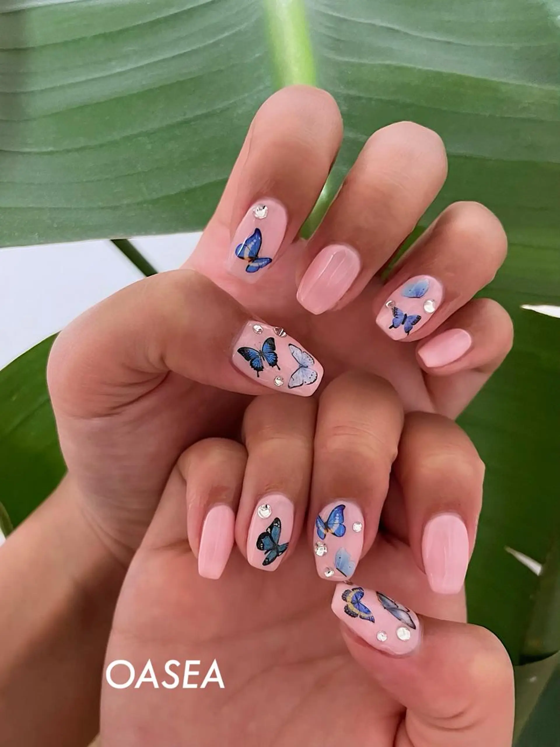 ネイル ハンドネイル 🌞💜 KAORI 🌴のネイルデザイン