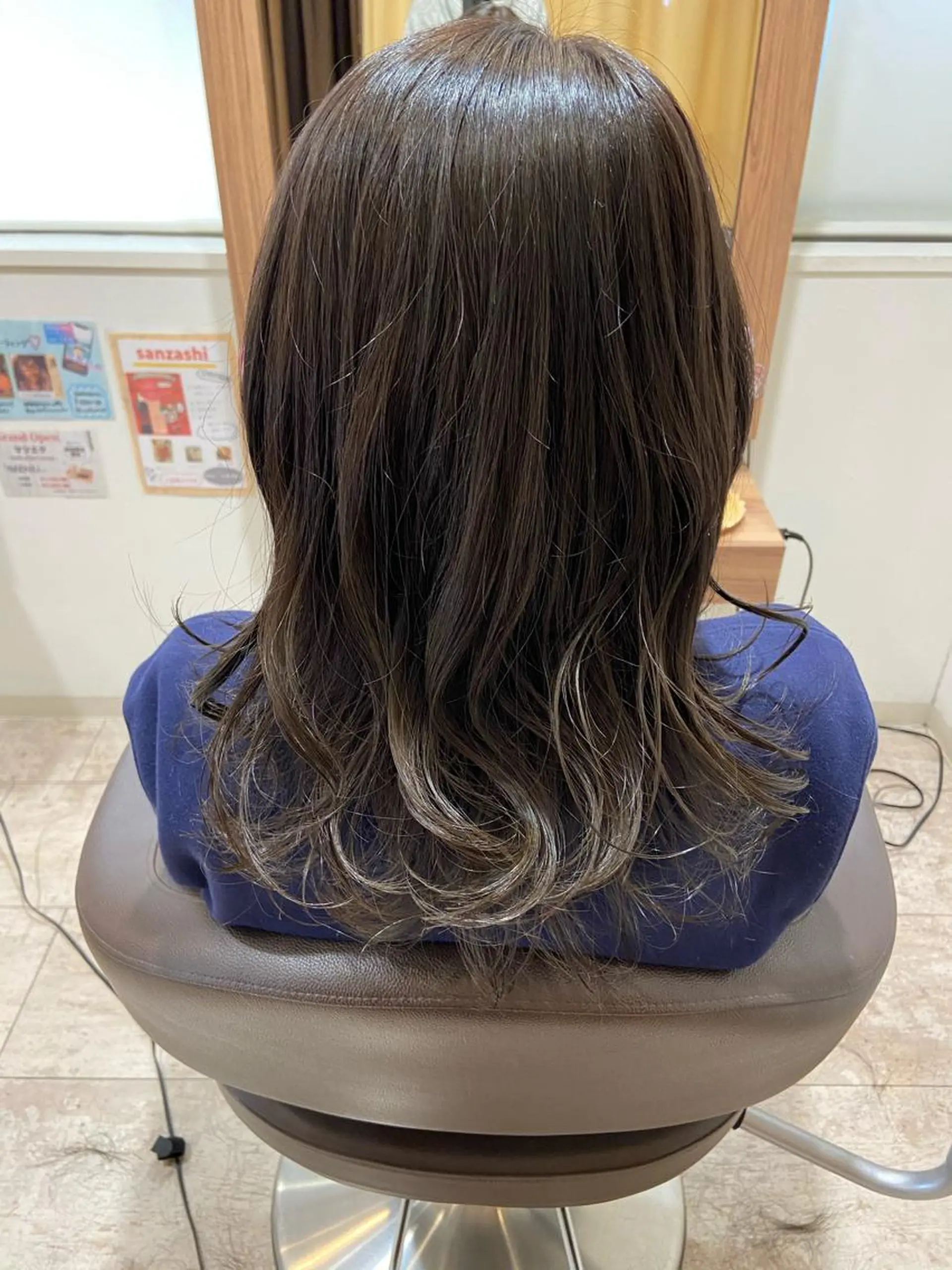 カラー アッシュ カット ヘアカラー Total beau ty  Noaloのエステ・リラクイメージ