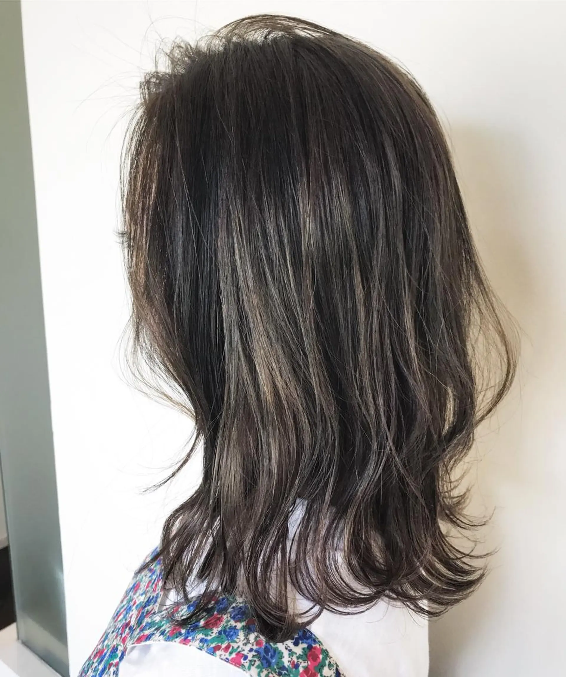 ミディアム カラー 外国人風カラー 髪質改善サロン 心斎橋ARCHEのヘアスタイル