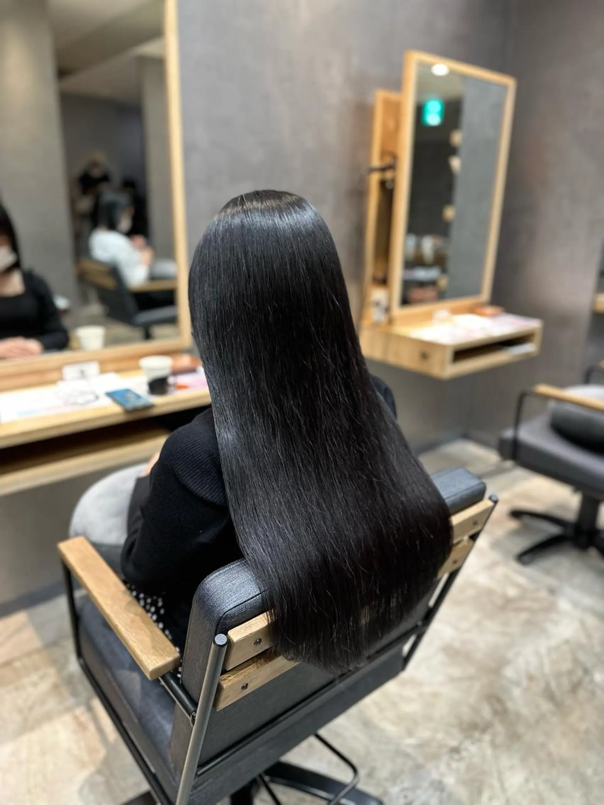 ロング カット ヘアカラー DAICHI inity心斎橋のヘアスタイル