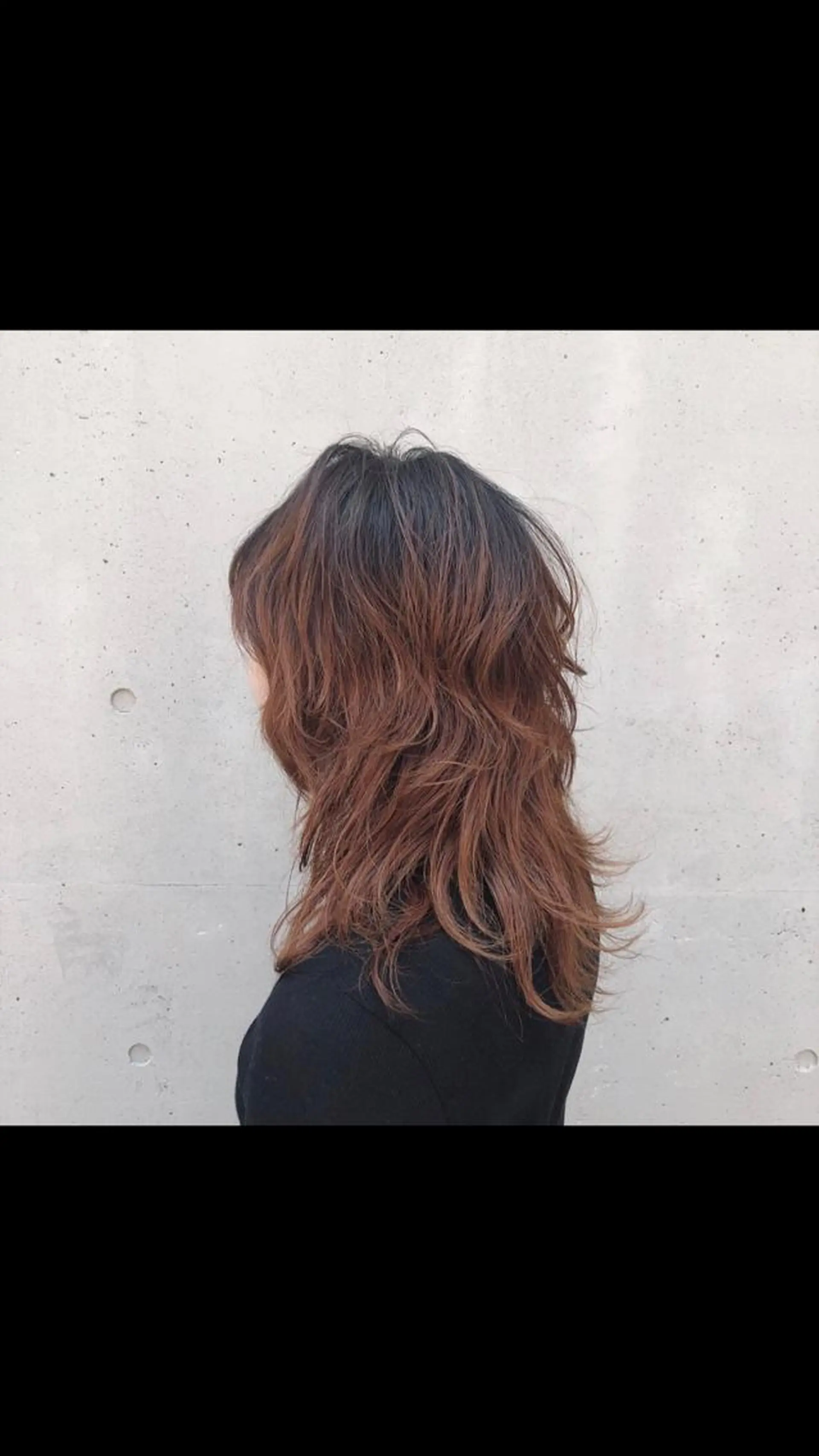 セミロング カラー ブリーチ オレンジ カット ヘアカラー トリートメント 酸性縮毛矯正🧴韓国 レイヤー/髪質改善のヘアスタイル