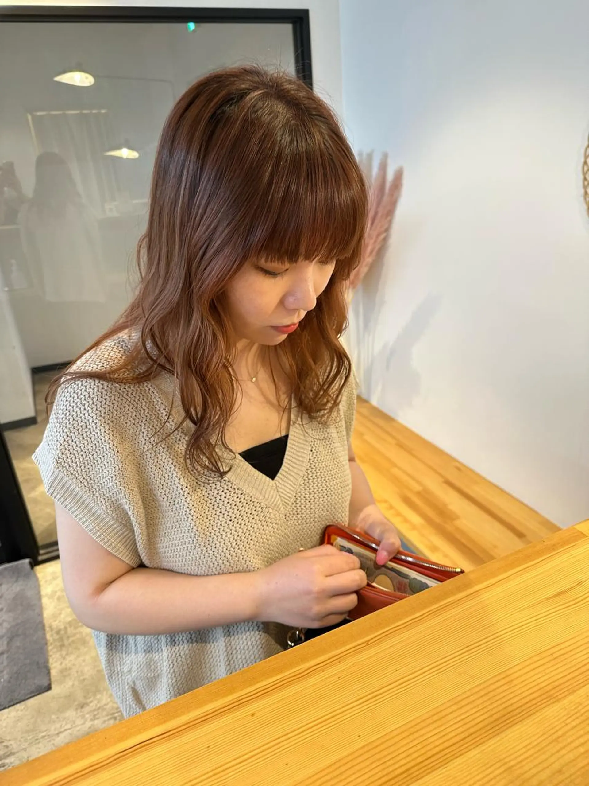 ミディアム カラー yuika .のヘアスタイル