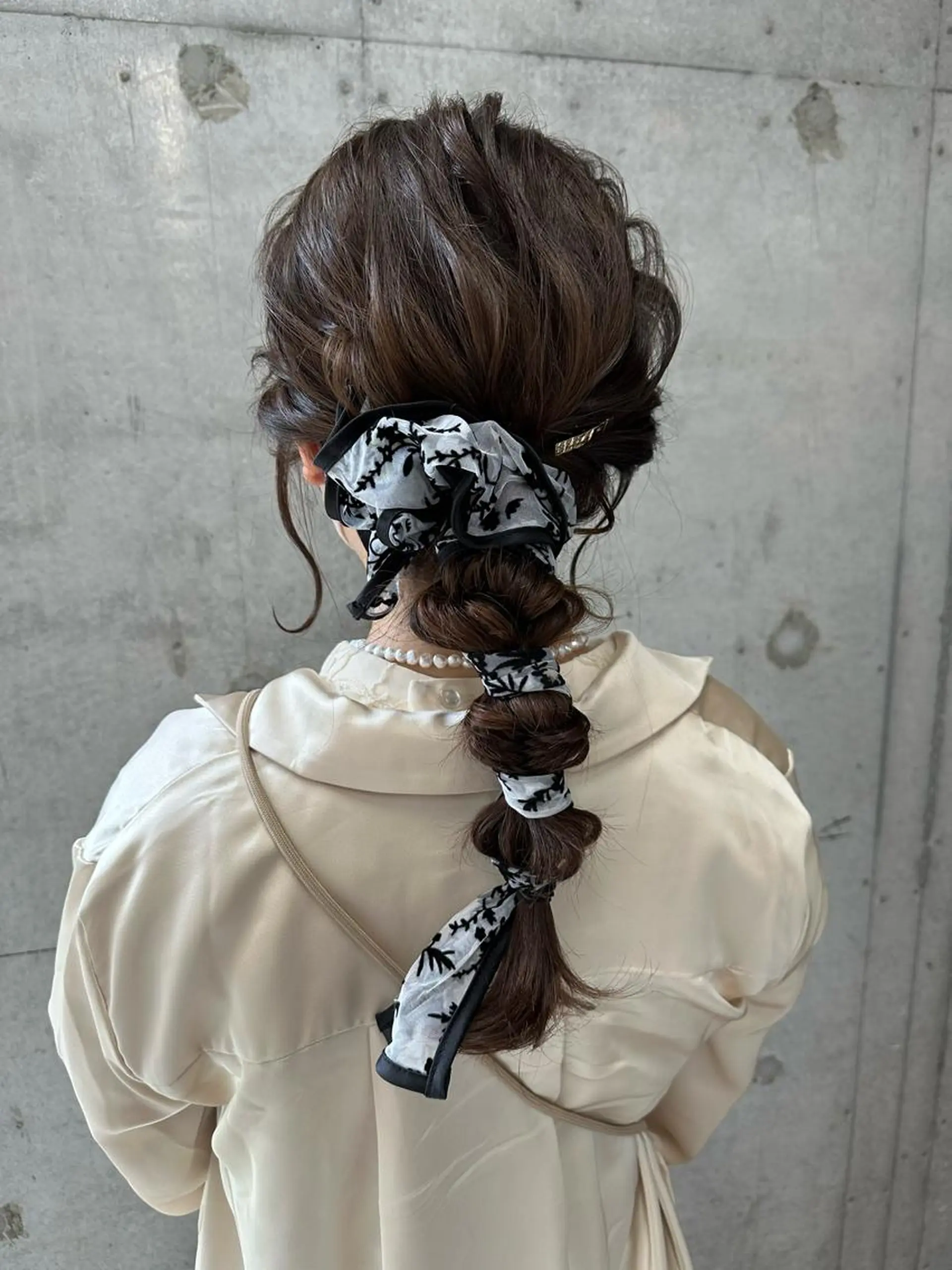 ロング ヘアアレンジ 女性に人気♪ はやしほのかのヘアスタイル