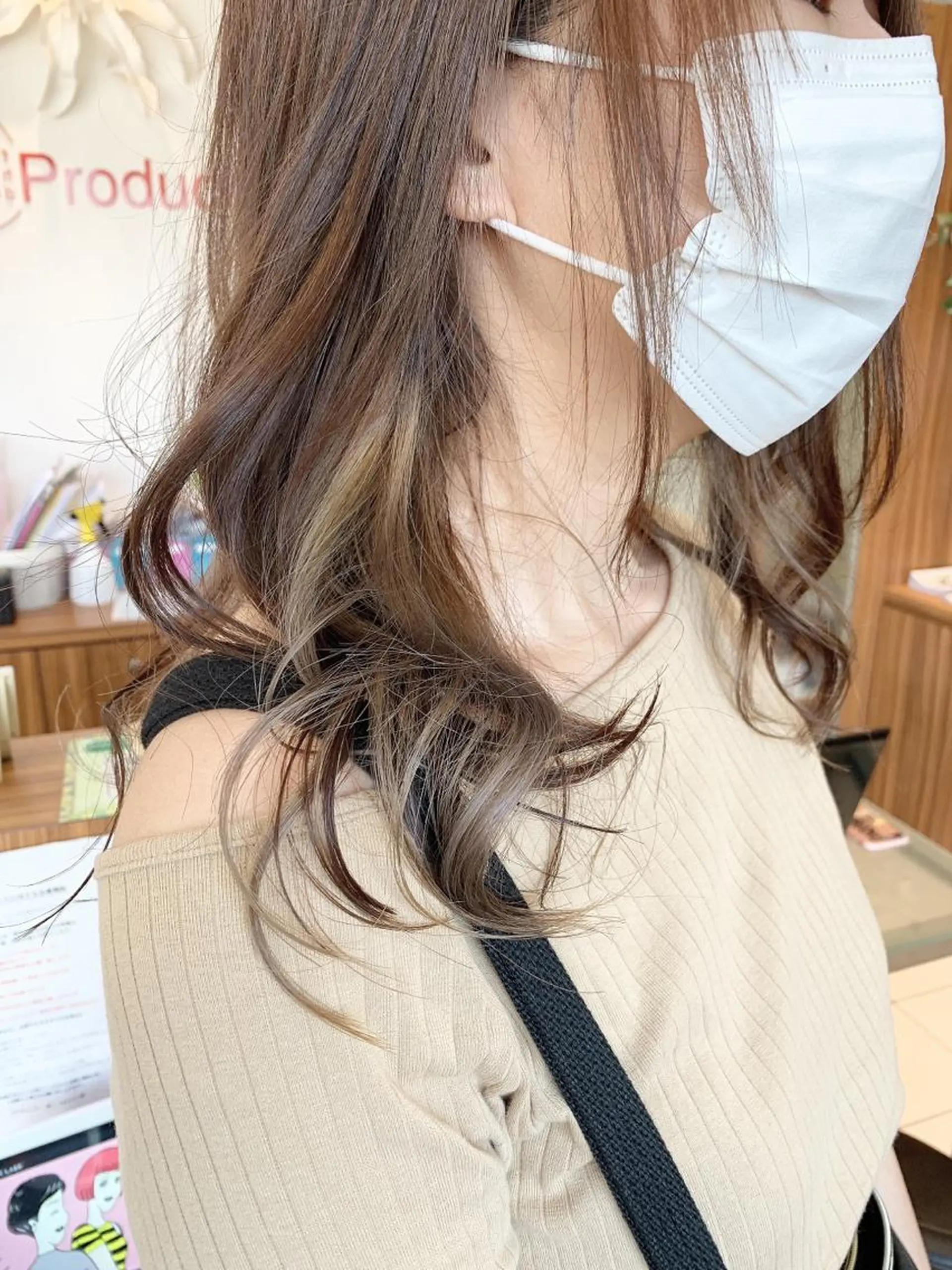 セミロング カラー パーマ ブリーチ カット ヘアカラー トリートメント 白髪ぼかしハイライト 柳川拓哉のヘアスタイル