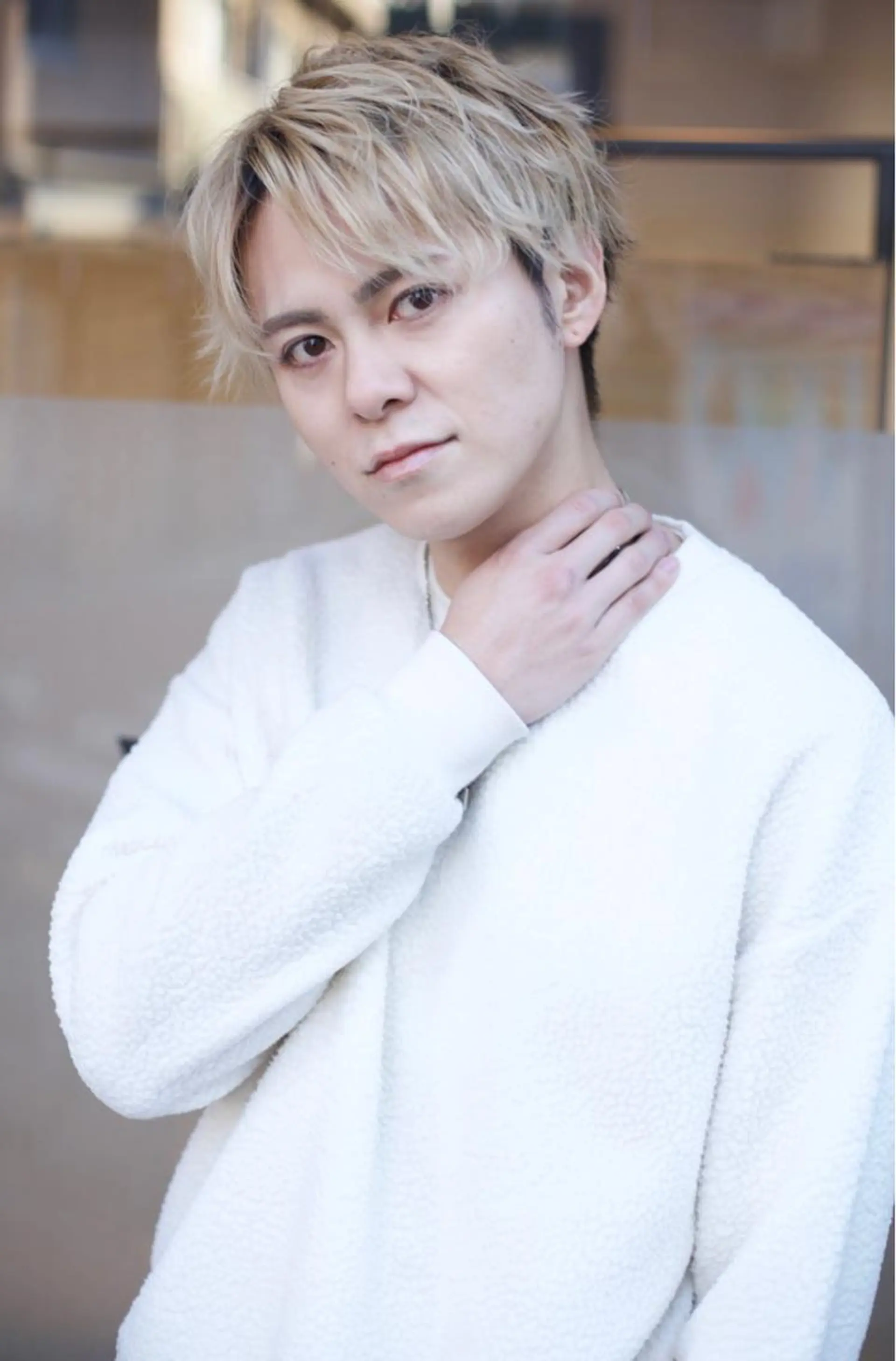 ショート カラー パーマ ﾊｲﾄｰﾝ/ｶﾗｰ/ 用賀/稲若健太郎のヘアスタイル