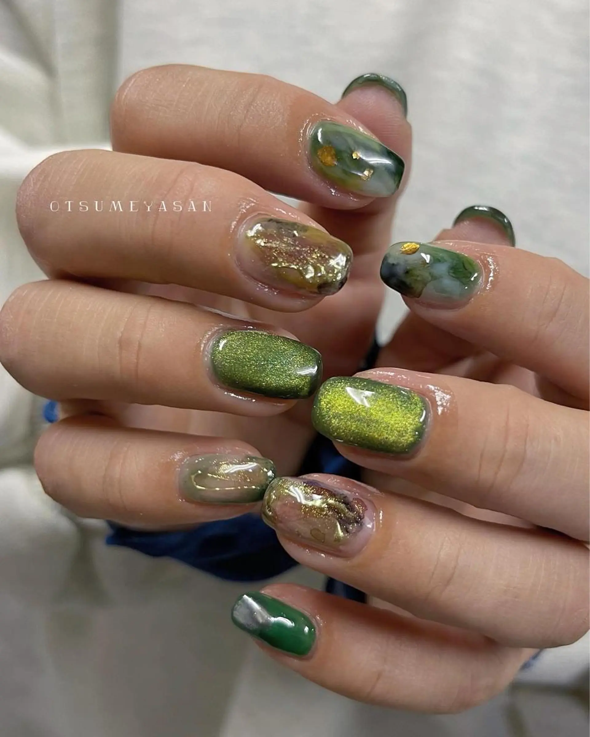 ネイル オーロラネイル ジェルネイル 韓国ネイル マグネットネイル ミラーネイル わたなべ ちかのネイルデザイン