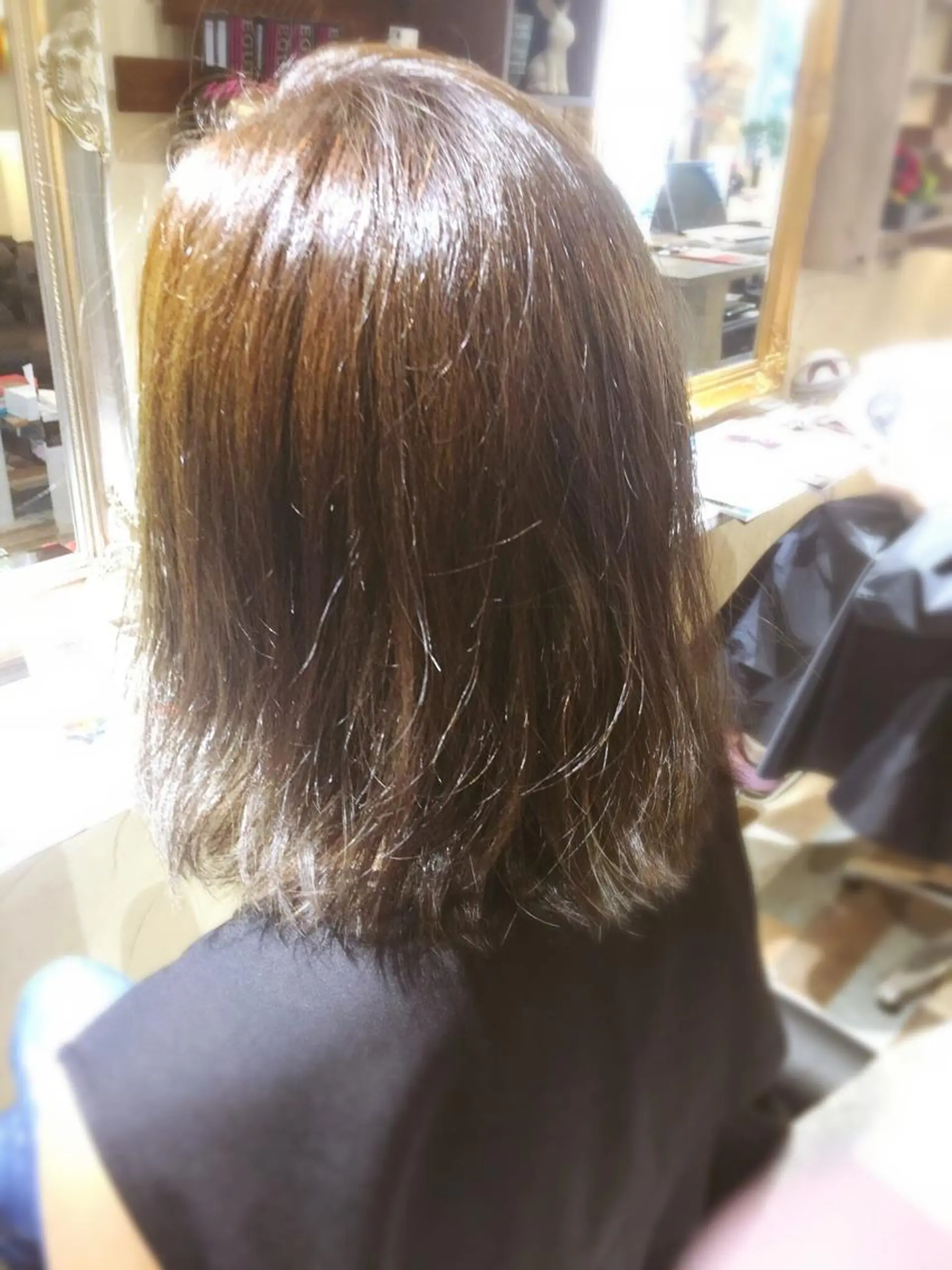 セミロング カット 🌈２０年目突入🎉 山口のヘアスタイル