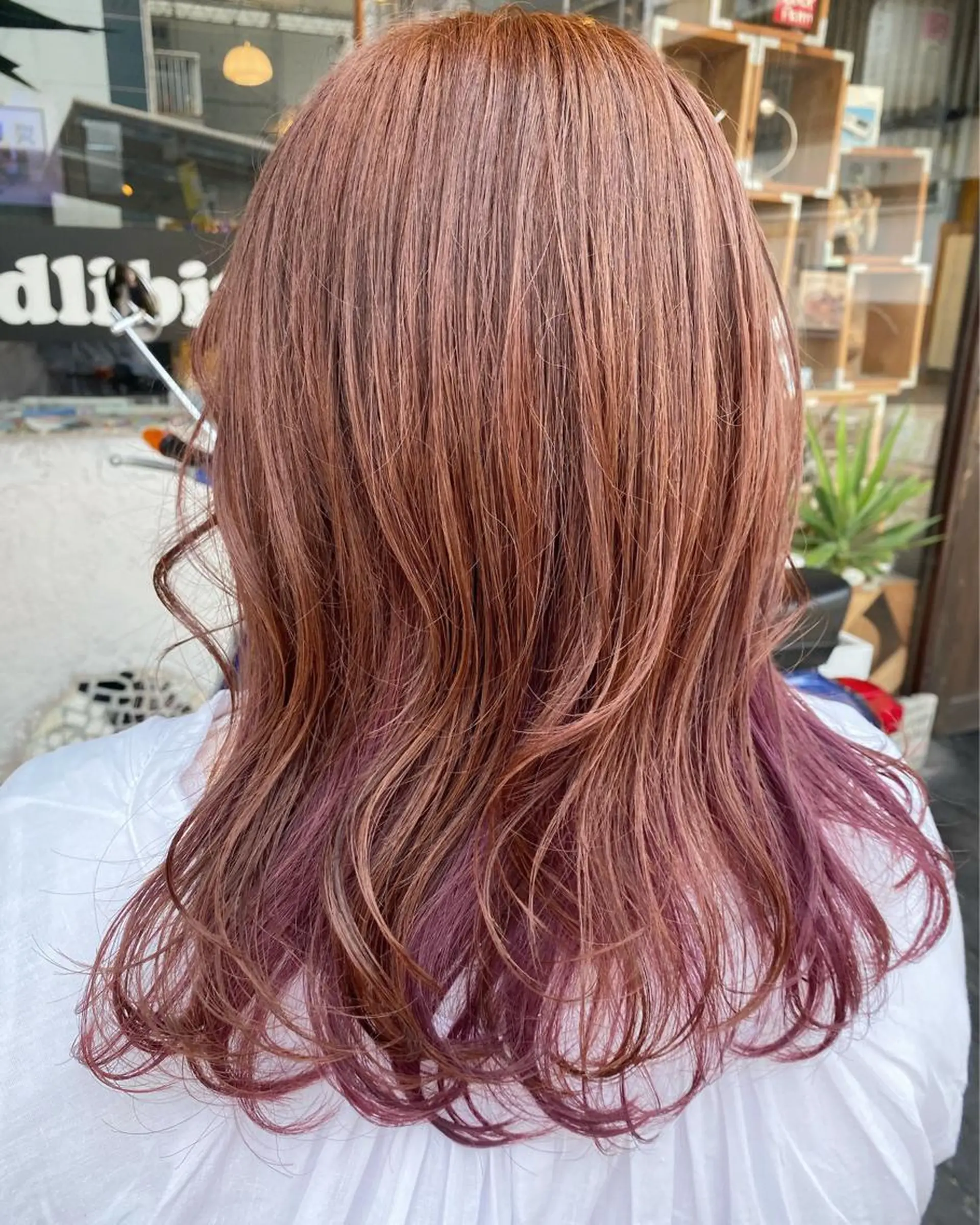 ミディアム カラー インナーカラー ヘアカラー トリートメント 玉木 育実のヘアスタイル