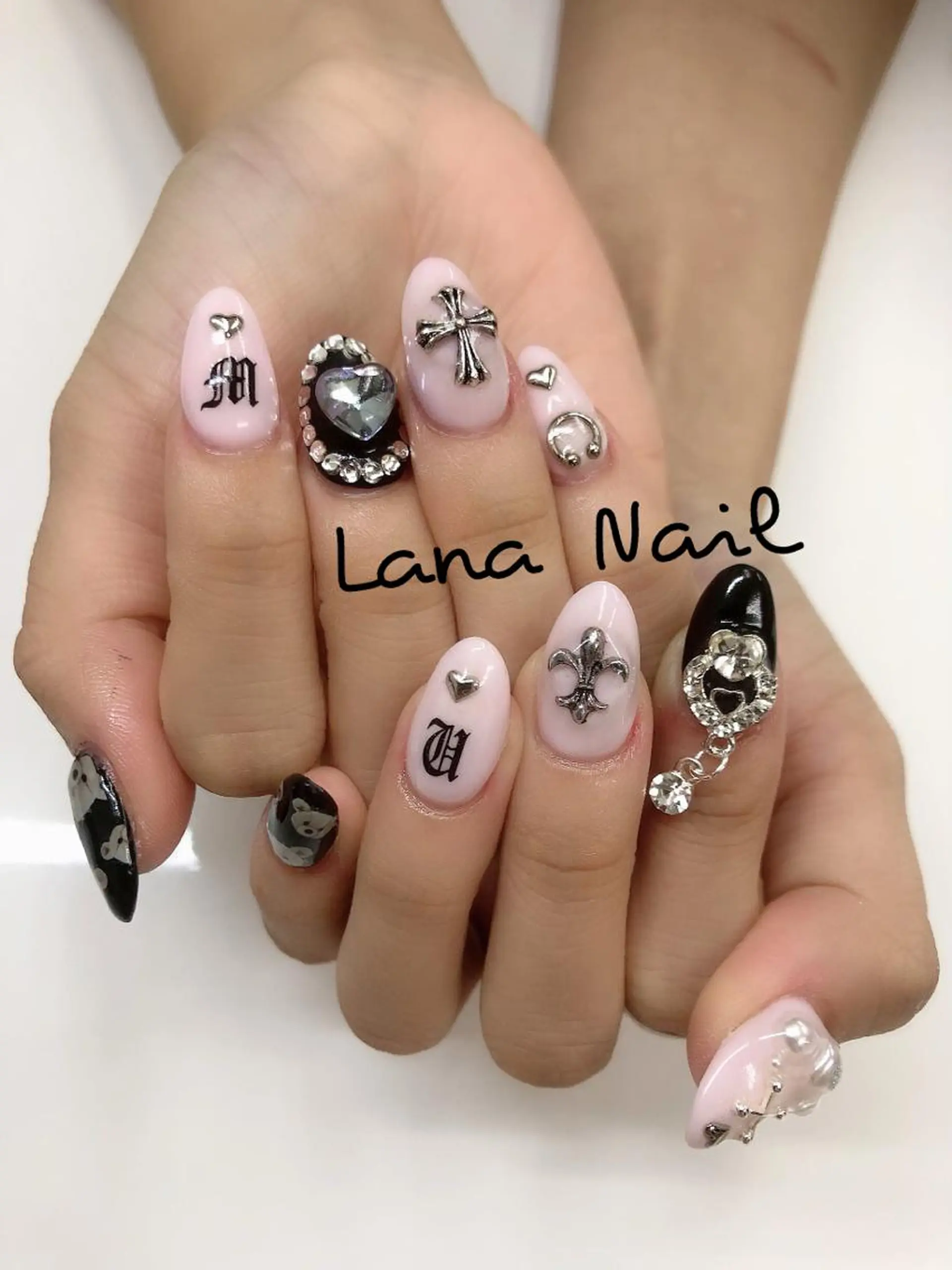 ネイル スカルプネイル Lana Nailのネイルデザイン