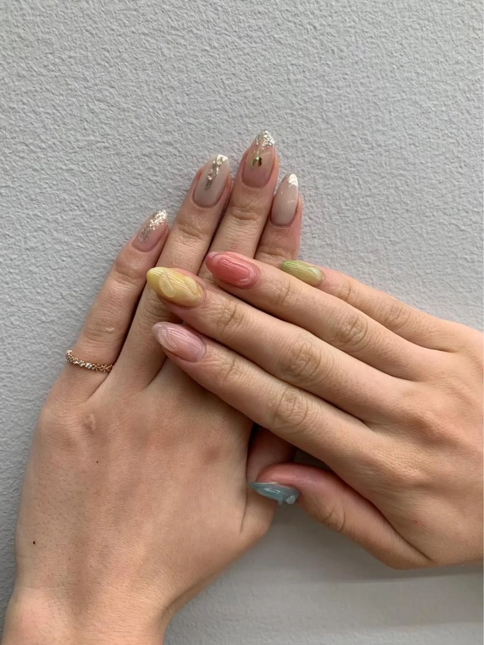 ネイル ハンドネイル ハンドケア ✨🍀岩崎 唯🍀✨のヘアスタイル