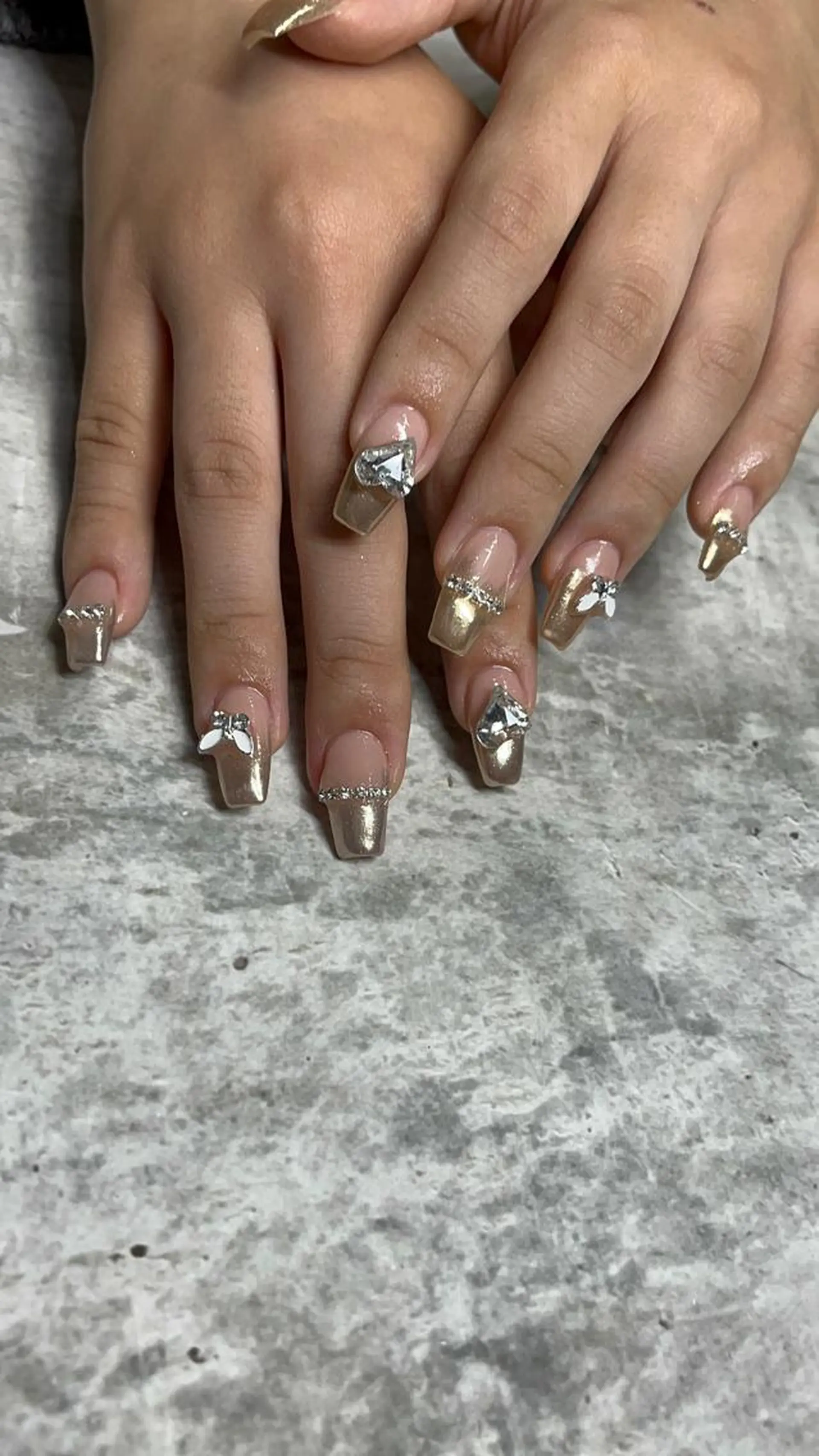 ネイル IROHA Nail 矢掛萌子のネイルデザイン