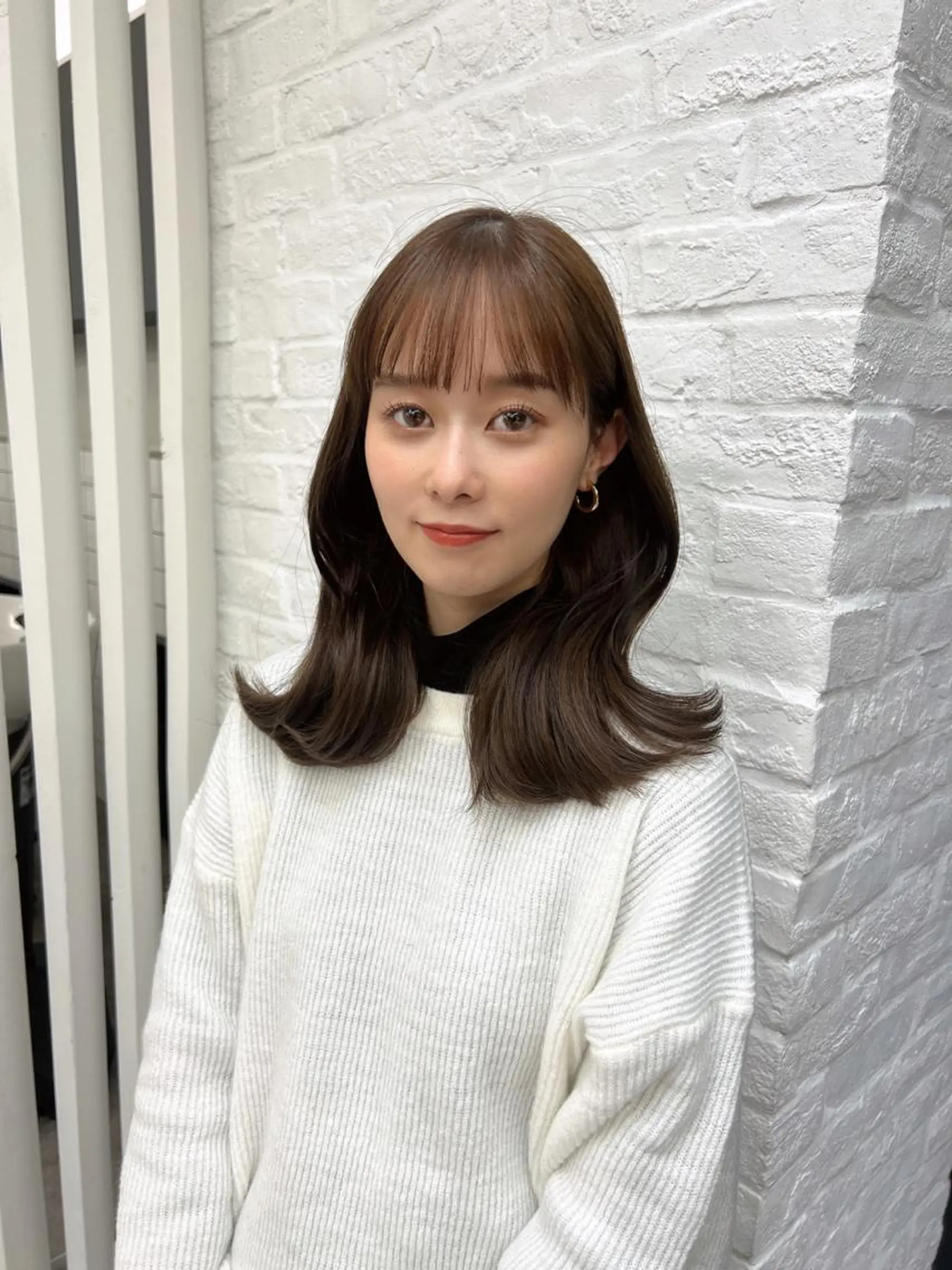 セミロング 韓国ヘア♡ 顔まわりカットayaのヘアスタイル