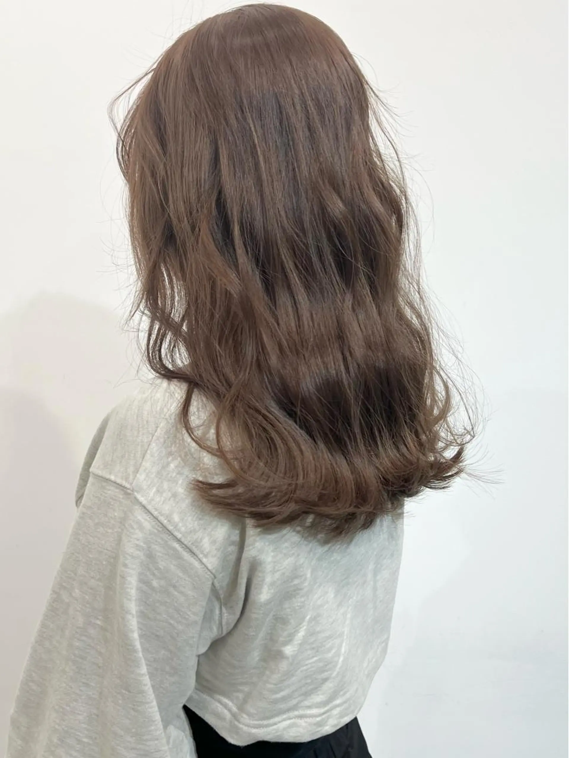 セミロング ケアカラー カット ヘアカラー トリートメント HARU//原宿🤍 リピート率NO.1のヘアスタイル