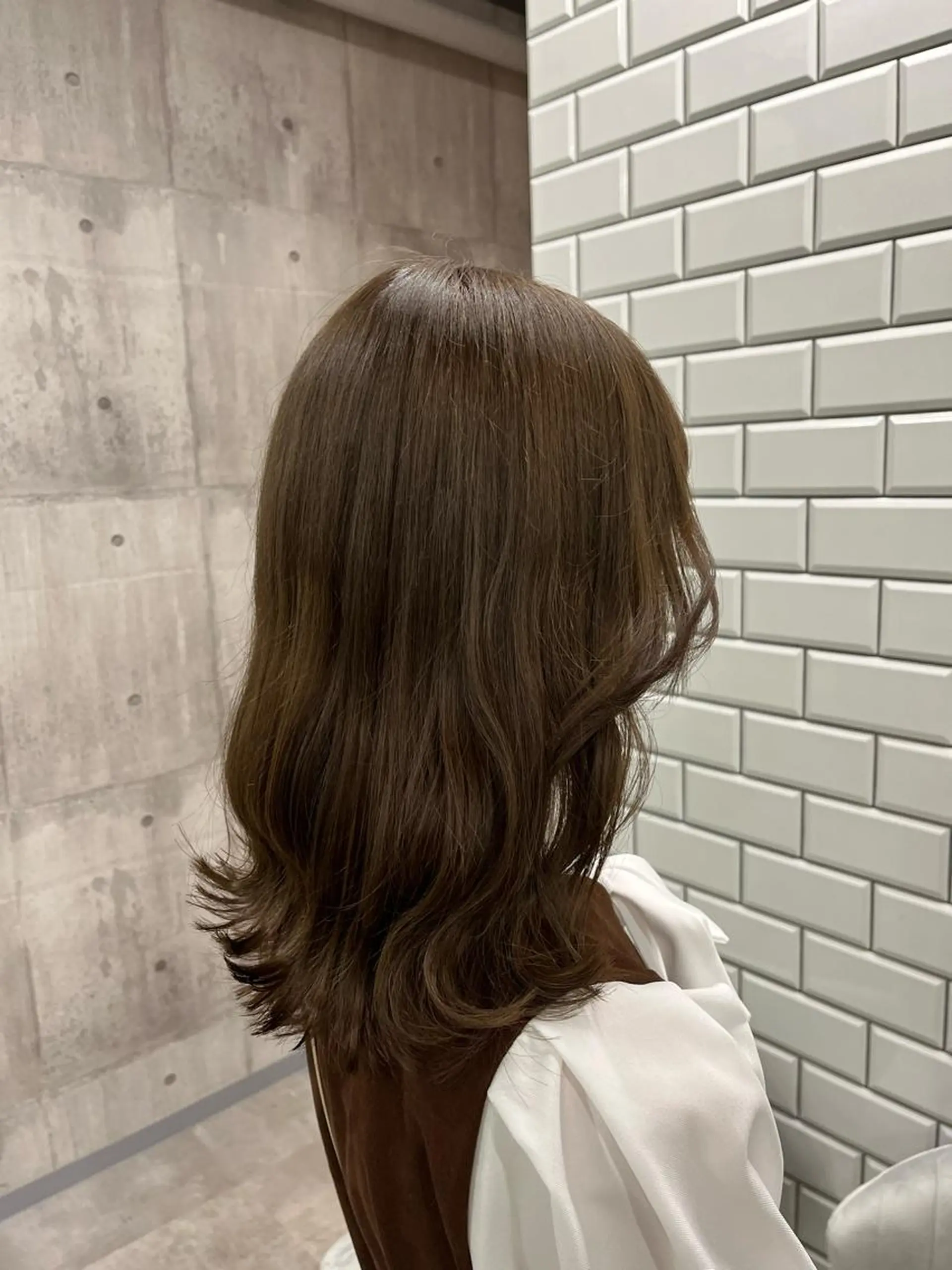 セミロング カラー カット ヘアカラー トリートメント newi赤羽 HINATAのヘアスタイル