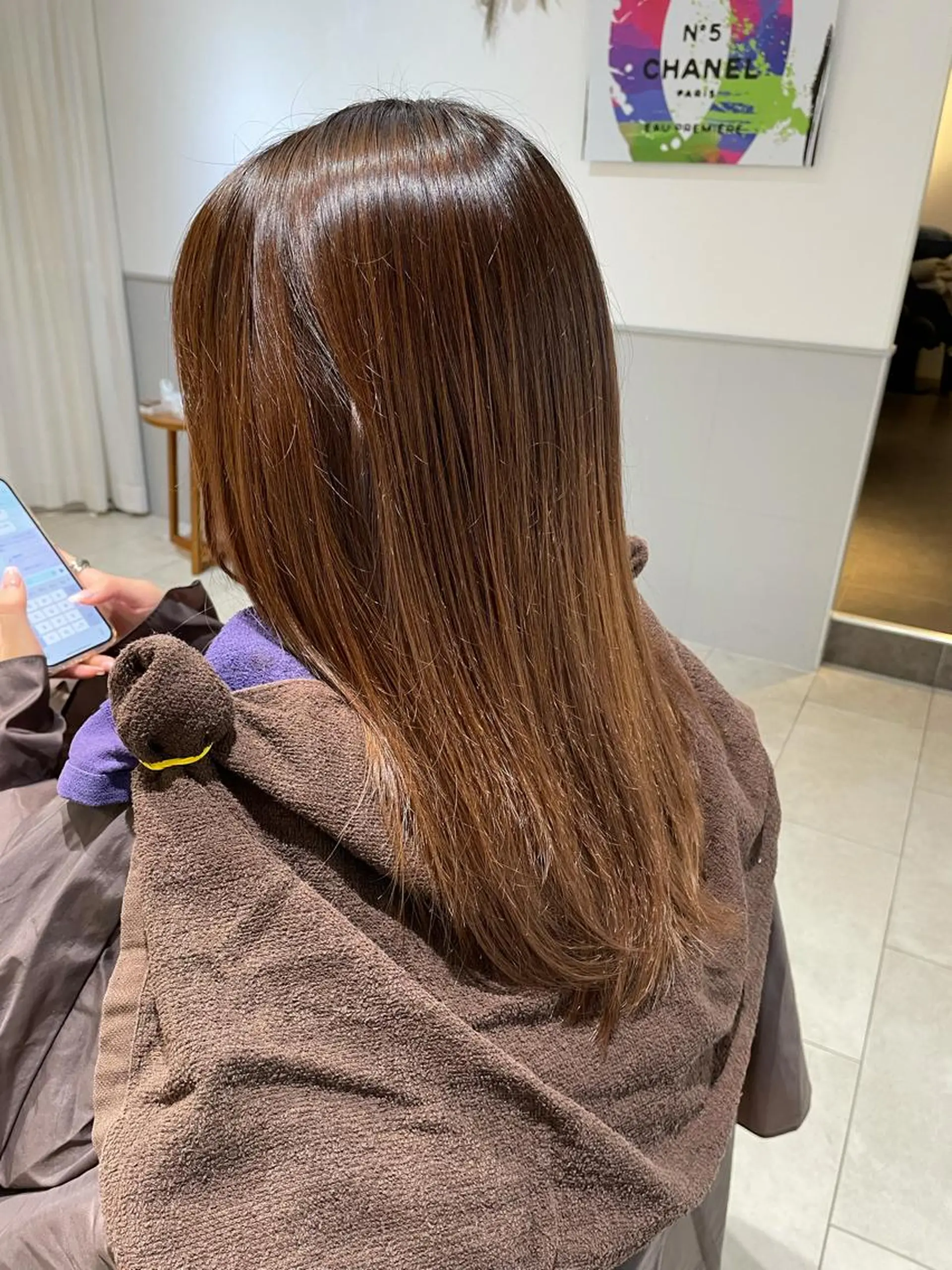 ミディアム カラー ケアカラー カット ヘアカラー トリートメント 過去一の柔髪ヘア 🌿einshairのヘアスタイル