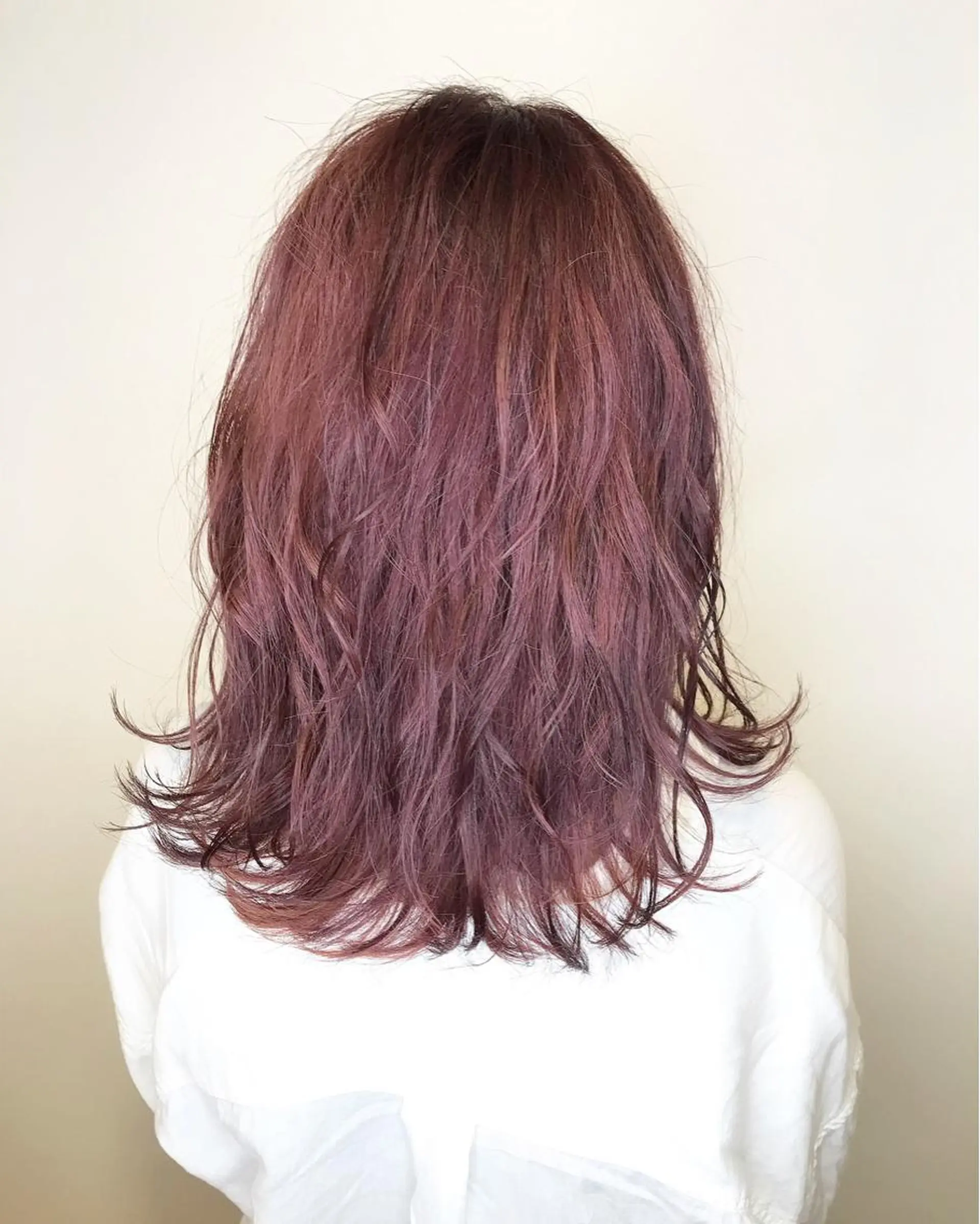 ミディアム カラー ピンクカラー ヘアカラー トリートメント Miru by INCE HAIRのヘアスタイル