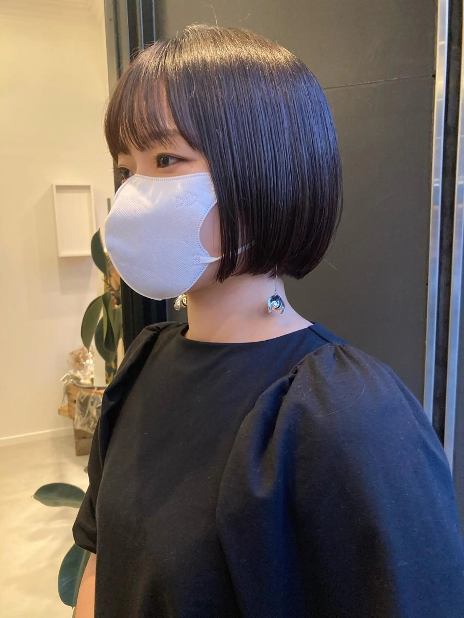 ミディアム オオタ ユキのヘアスタイル