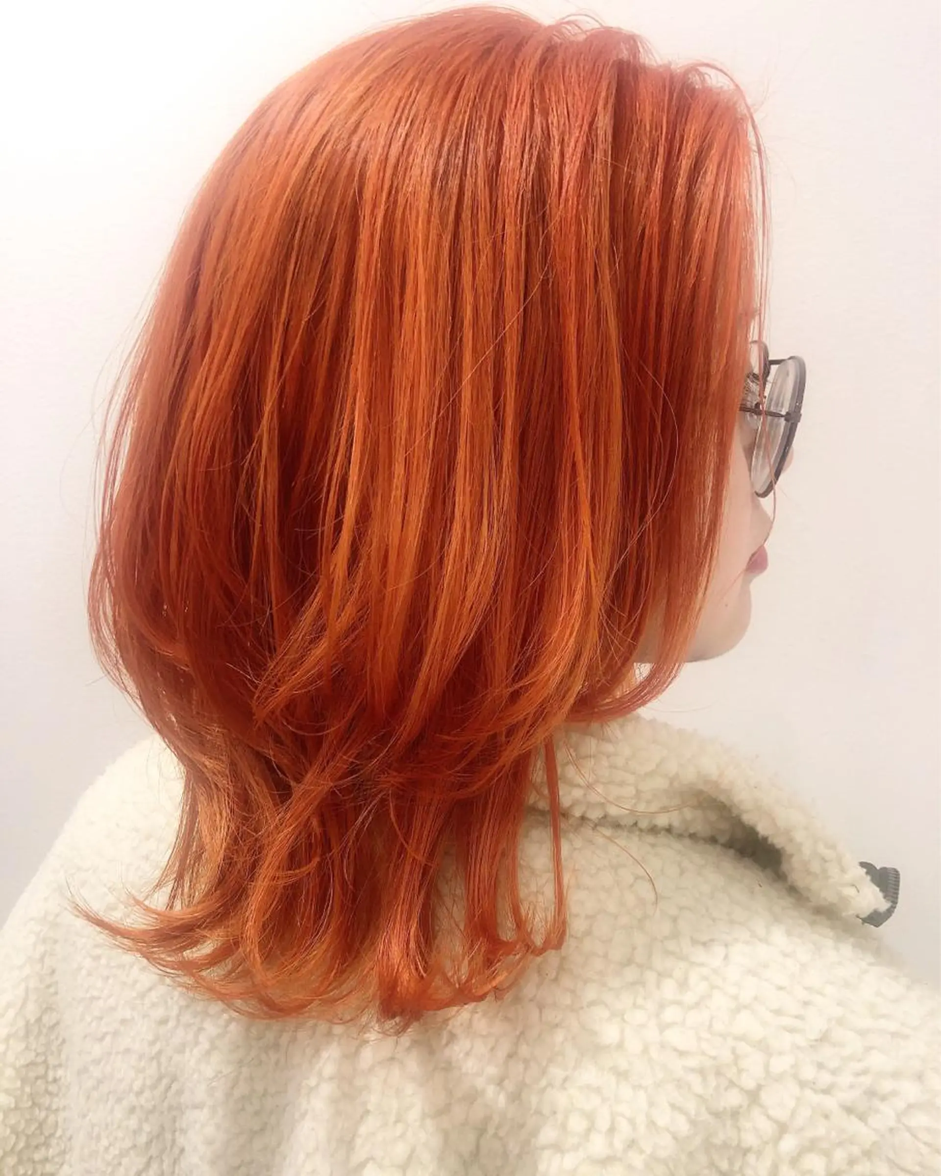 ミディアム カラー ブリーチ オレンジ カット ヘアカラー トリートメント 透明感カラー× レイヤーカット✨高梨のヘアスタイル