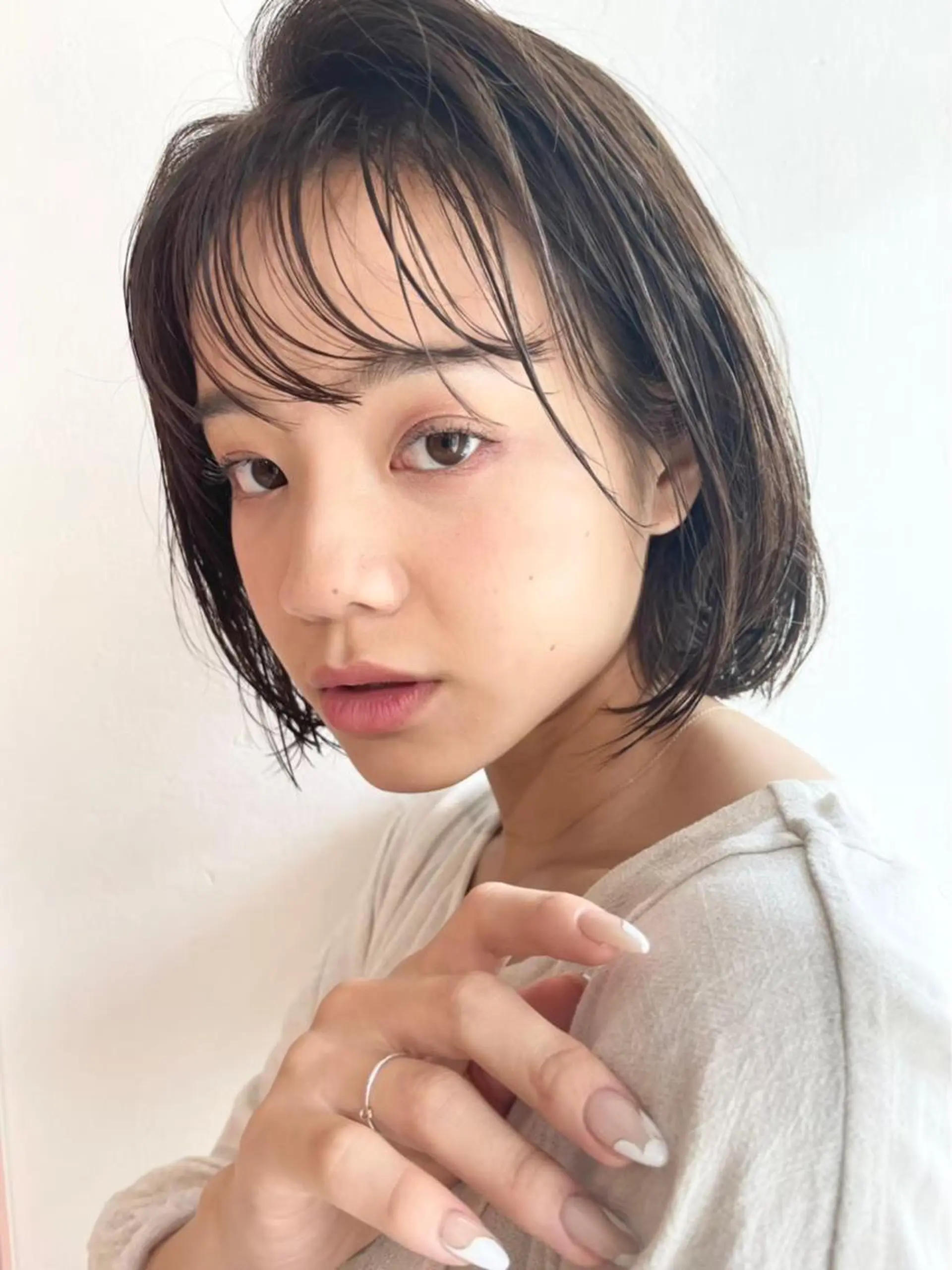 ミディアム カラー カット ヘアカラー トリートメント 三宅 涼馬のヘアスタイル