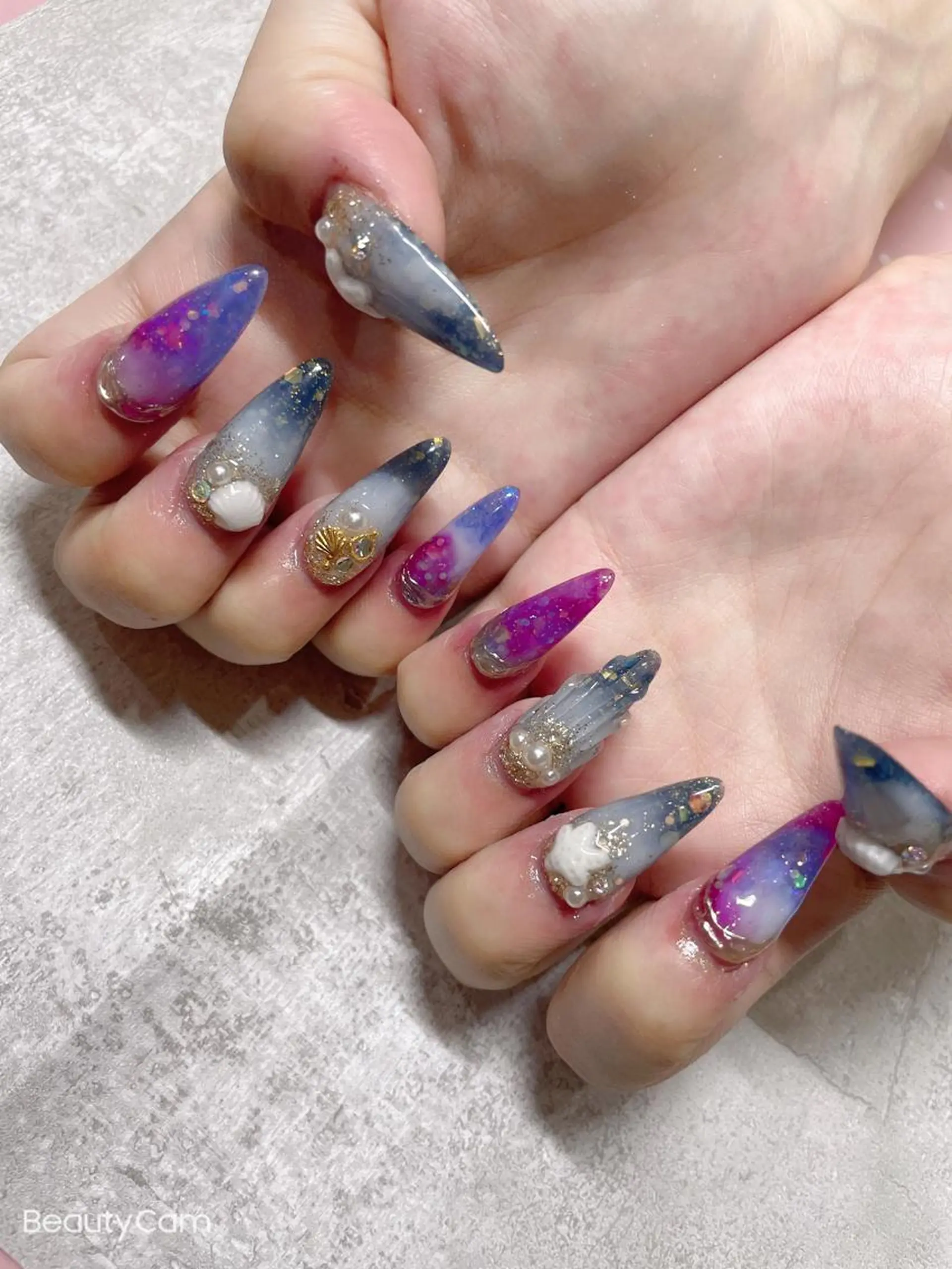 セミロング ネイル ハンドネイル 《LB》ラブリエ Nail&eyeのマツエク・マツパデザイン