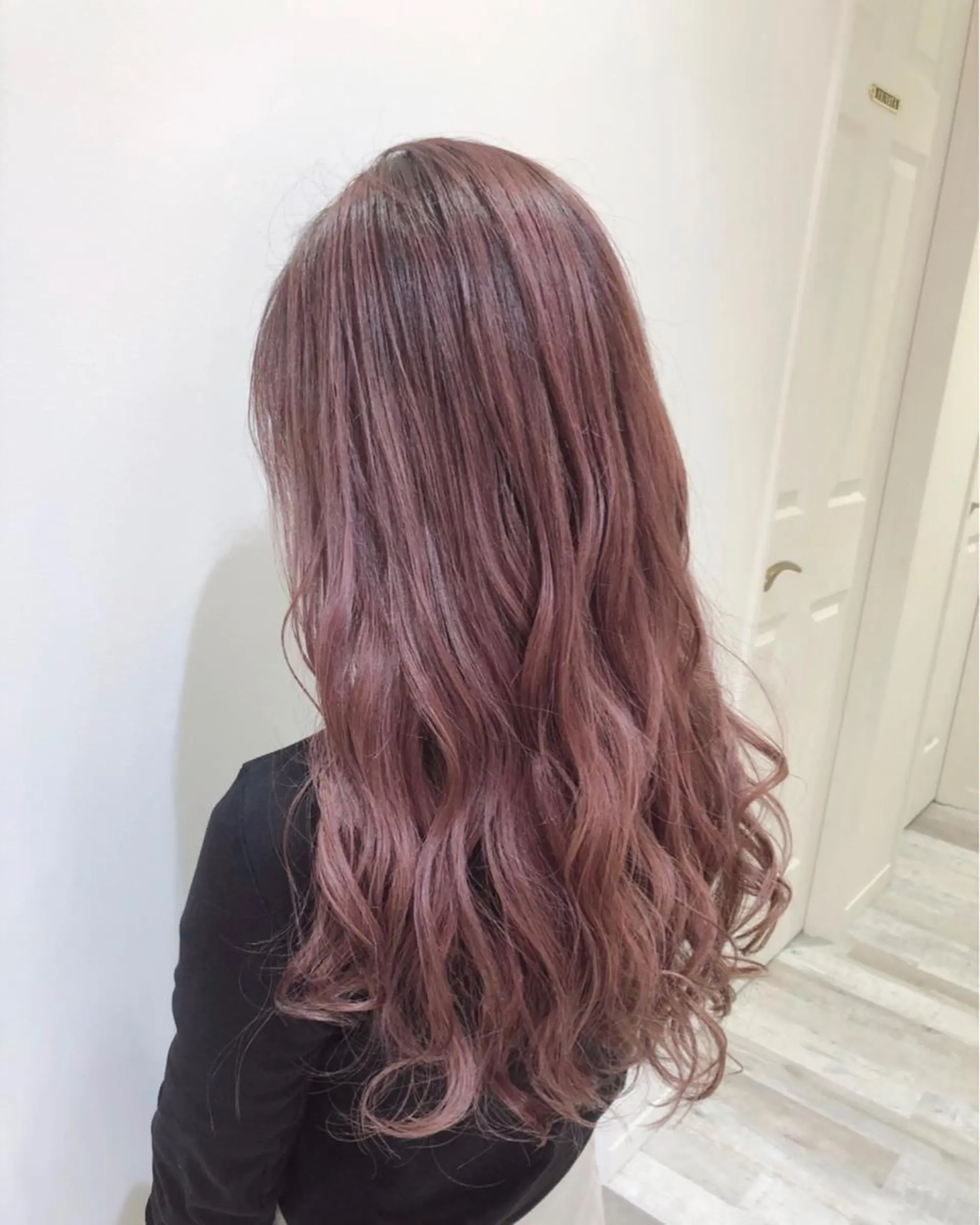 ロング カラー ハイライトカラー ハイライト HAUS 片山みほのヘアスタイル