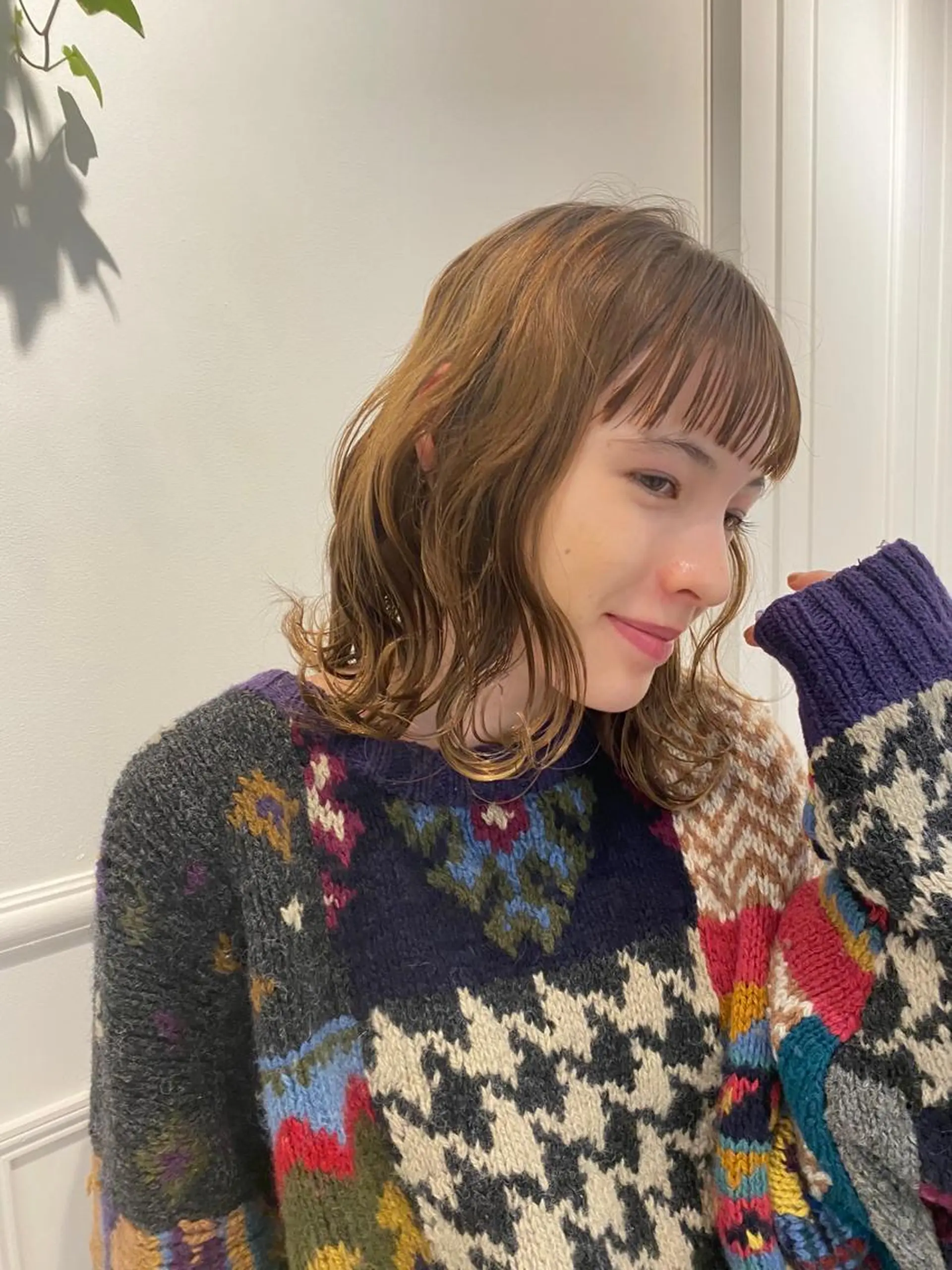 ミディアム カラー くびれヘア ミディアムレイヤー 添田晃基のヘアスタイル