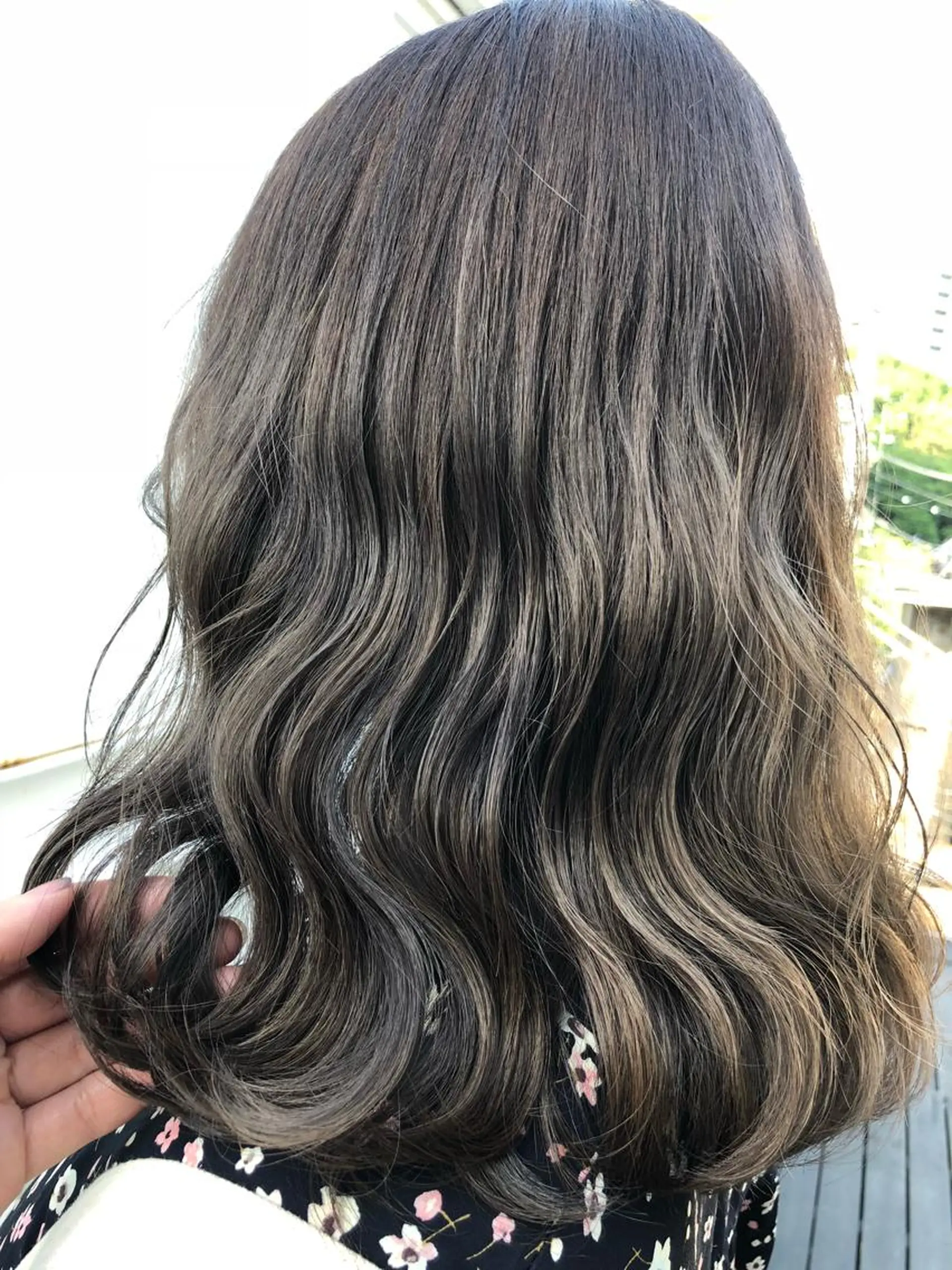 セミロング カラー 遠藤 眞実のヘアスタイル