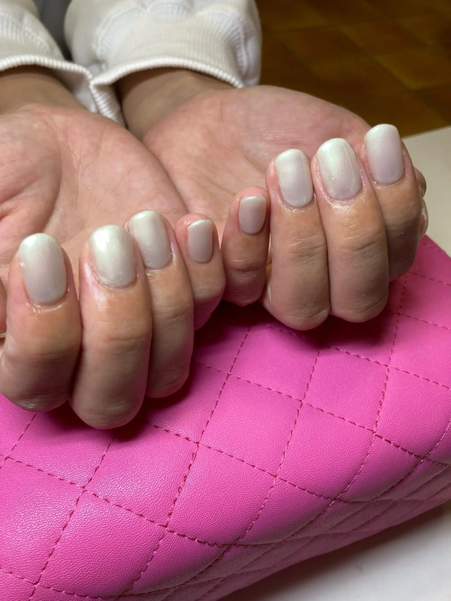 ネイル ワンカラーネイル ホワイト ハンドネイル nailsalon ＫＵＫＵのネイルデザイン